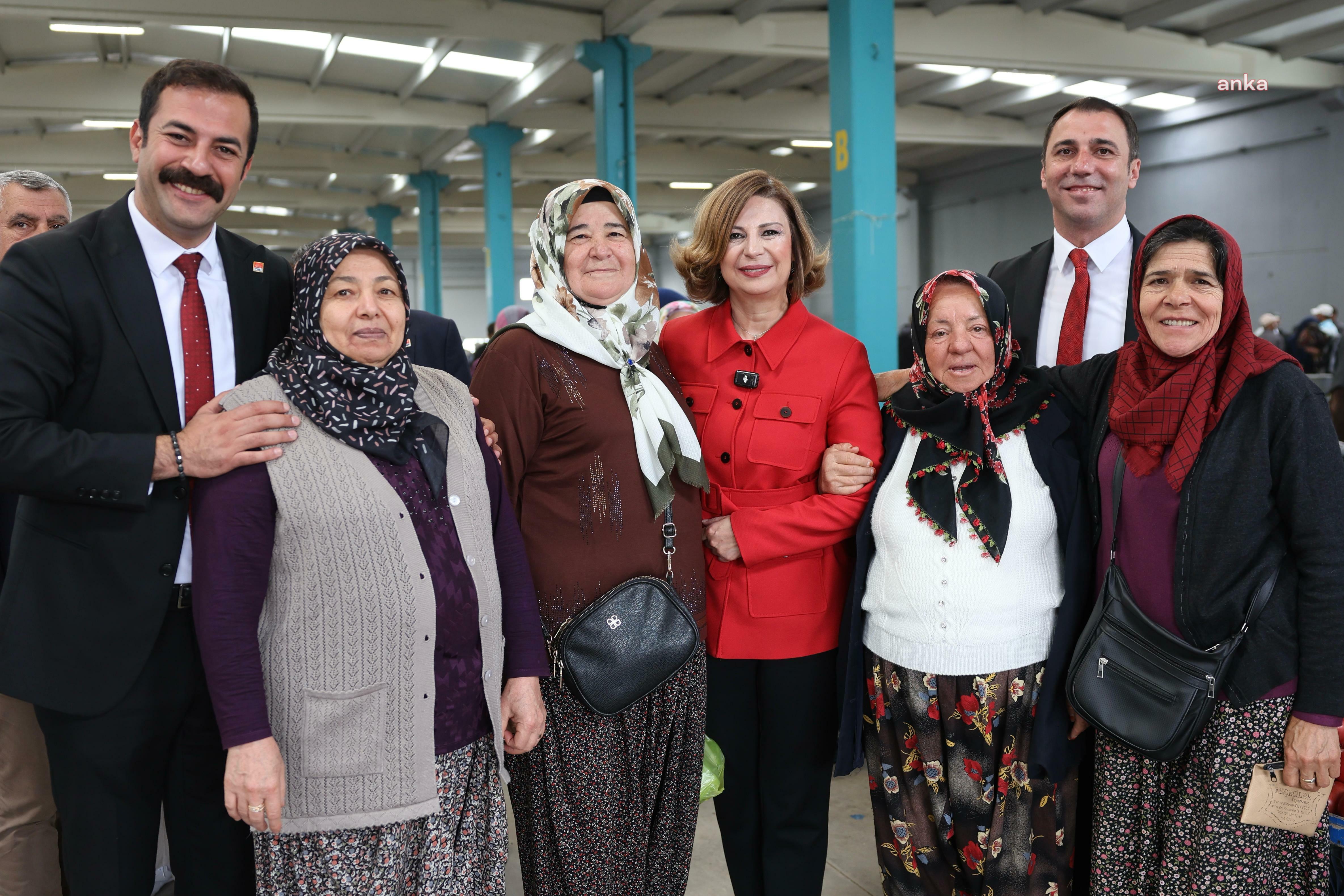 Eskişehir Büyükşehir Belediye Başkanı Ünlüce, Beylikova’da vatandaşlarla buluştu