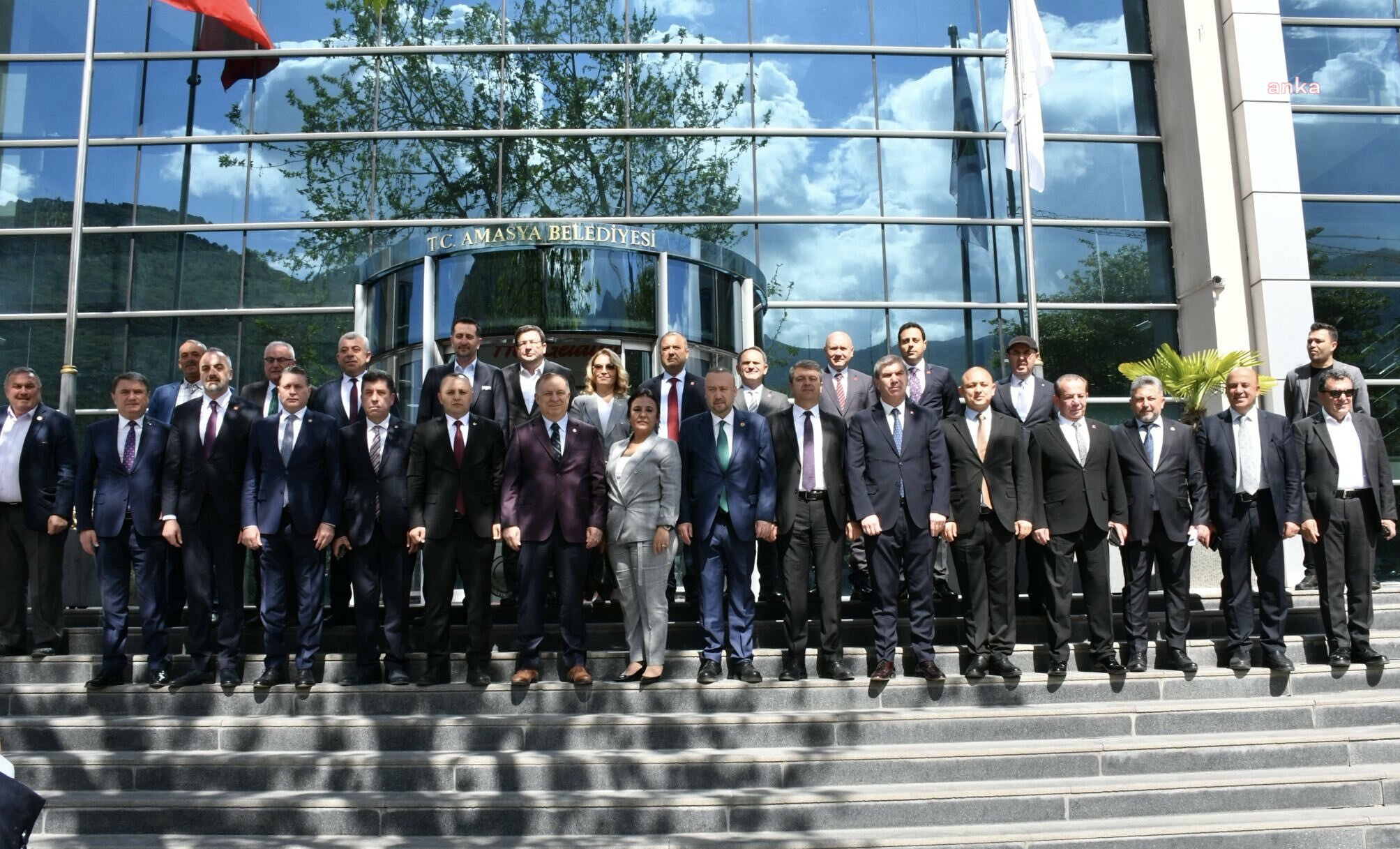 CHP'li il belediye başkanları Amasya'da buluştu: Darbeye, kayyuma, hukuksuzluğa karşı tek yüreğiz!