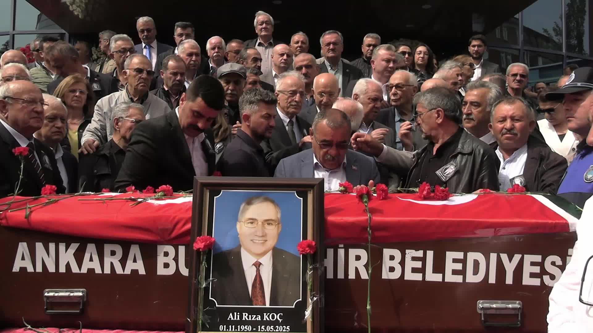 Hayatını kaybeden CHP’li eski Altındağ Belediye Başkanı Ali Rıza Koç için tören düzenlendi