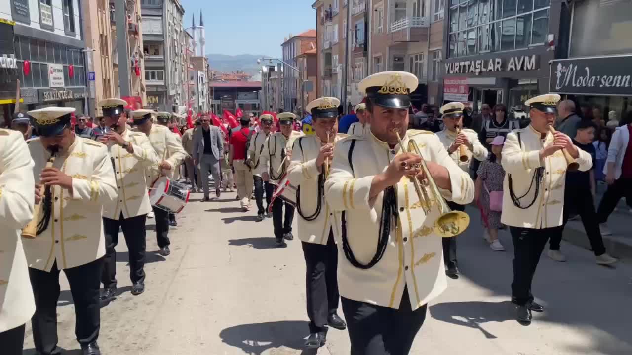 Kırıkkale’de 19 Mayıs, şenlik yürüyüşü ve etkinliklerle kutlandı