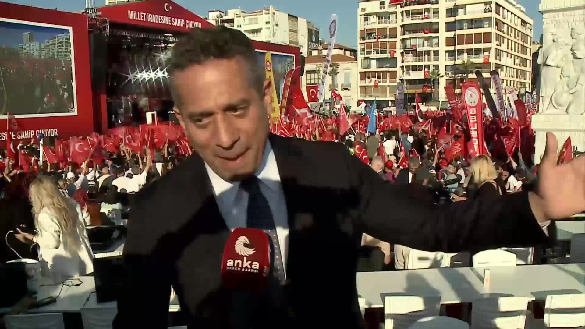 CHP'nin İzmir'de "Millet İradesi'ne Sahip Çıkıyor" mitingi... Veli Ağbaba: Türkiye'ye barış gelecekse önce bu devlet, hakkını yediği gençlerle barışması lazım