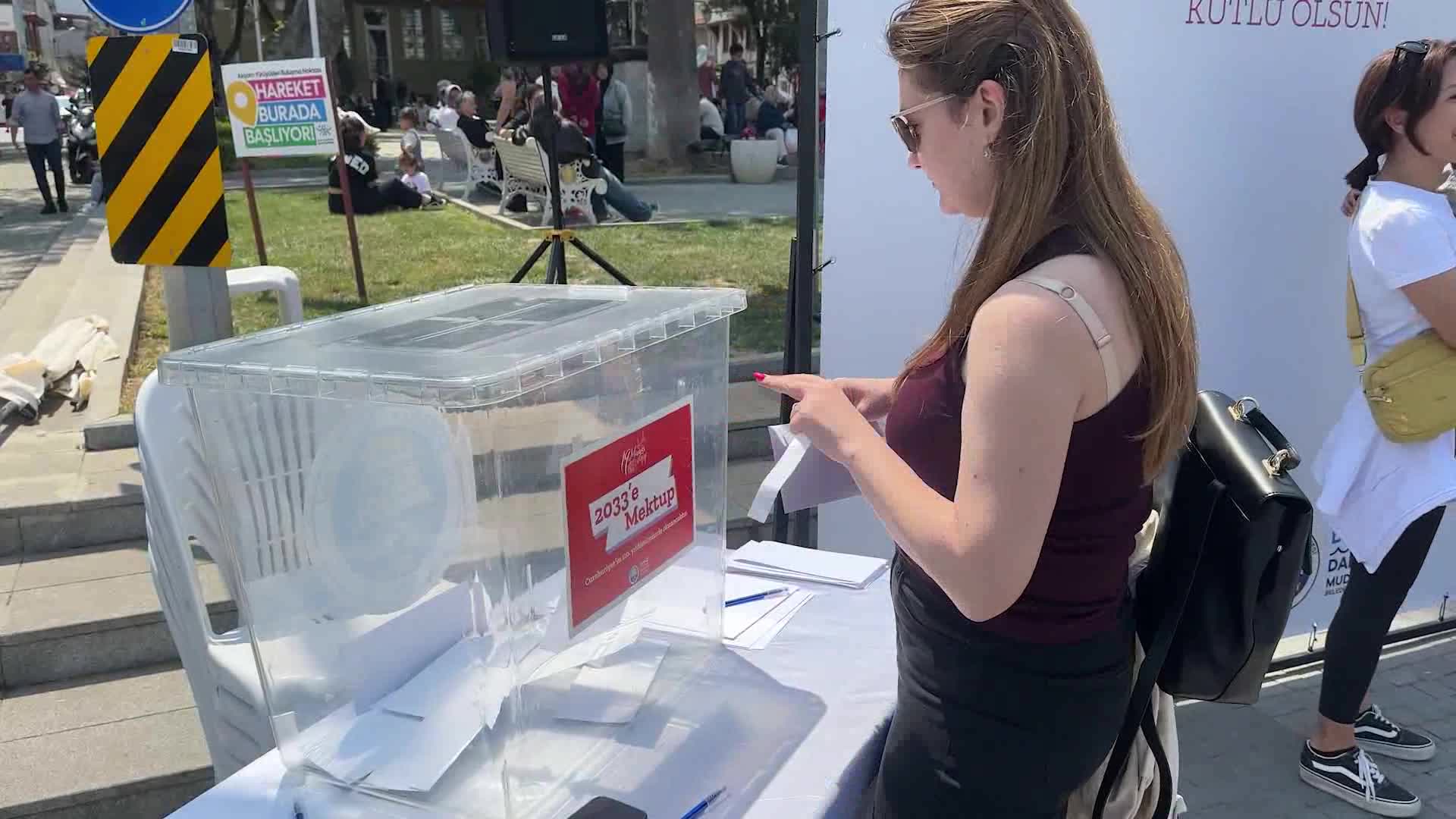 Mudanya'da 19 Mayıs coşkusu meydanları doldurdu