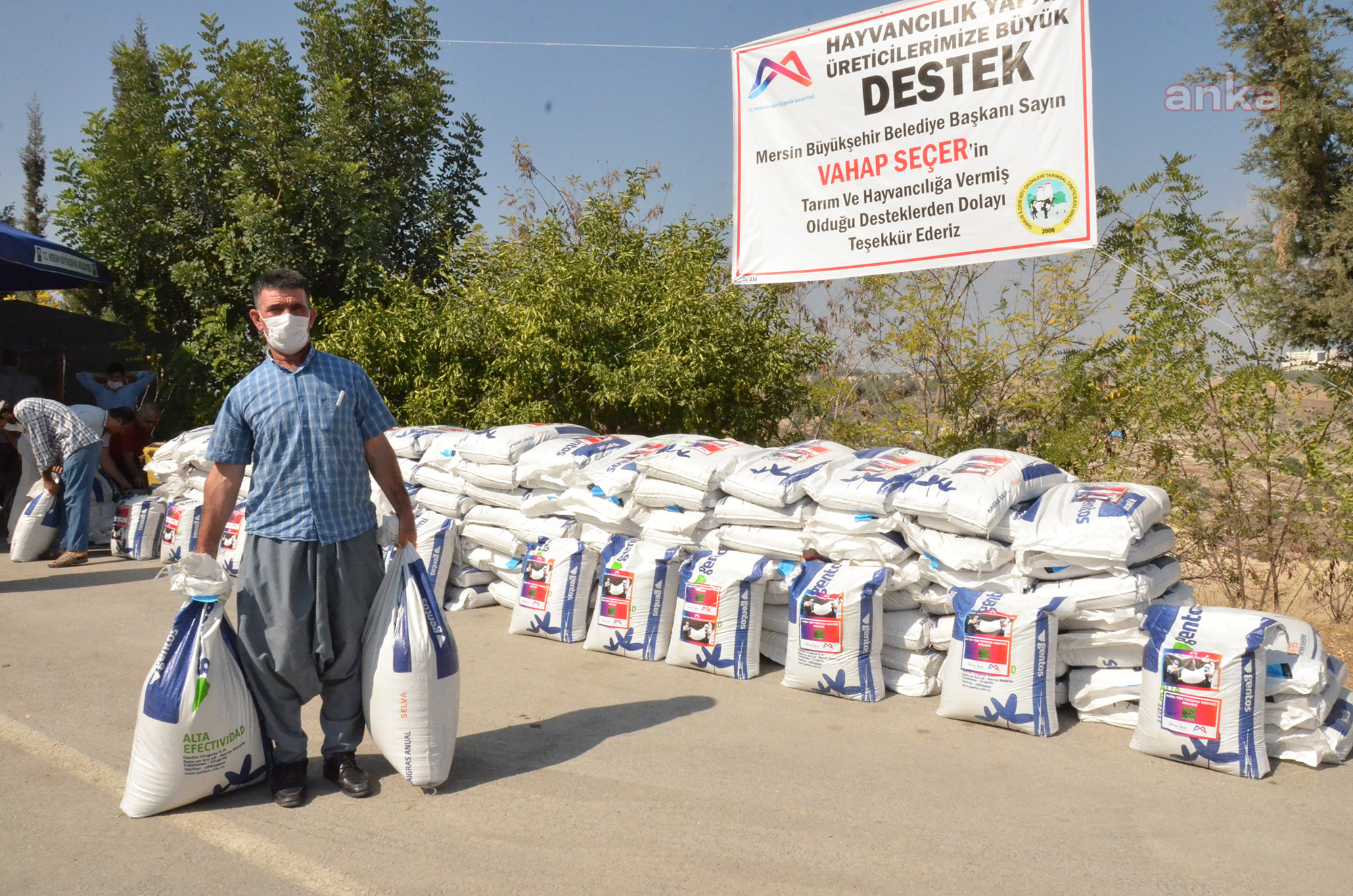 MERSİN BÜYÜKŞEHİR, HAYVAN ÜRETİCİLERİNİN DE UMUDU OLDU