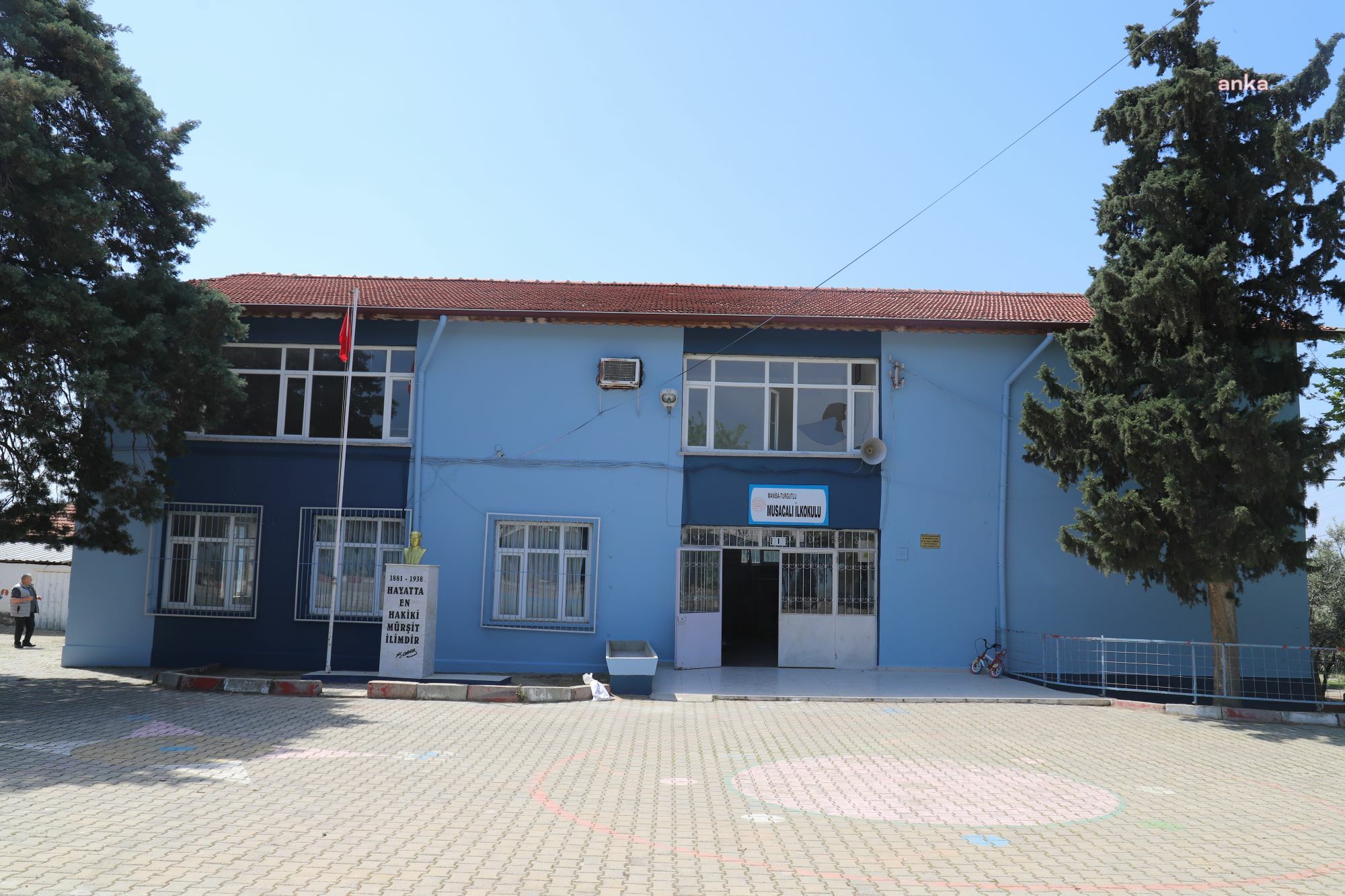 Turgutlu Belediyesi ekiplerinden kent estetiğine yatırım