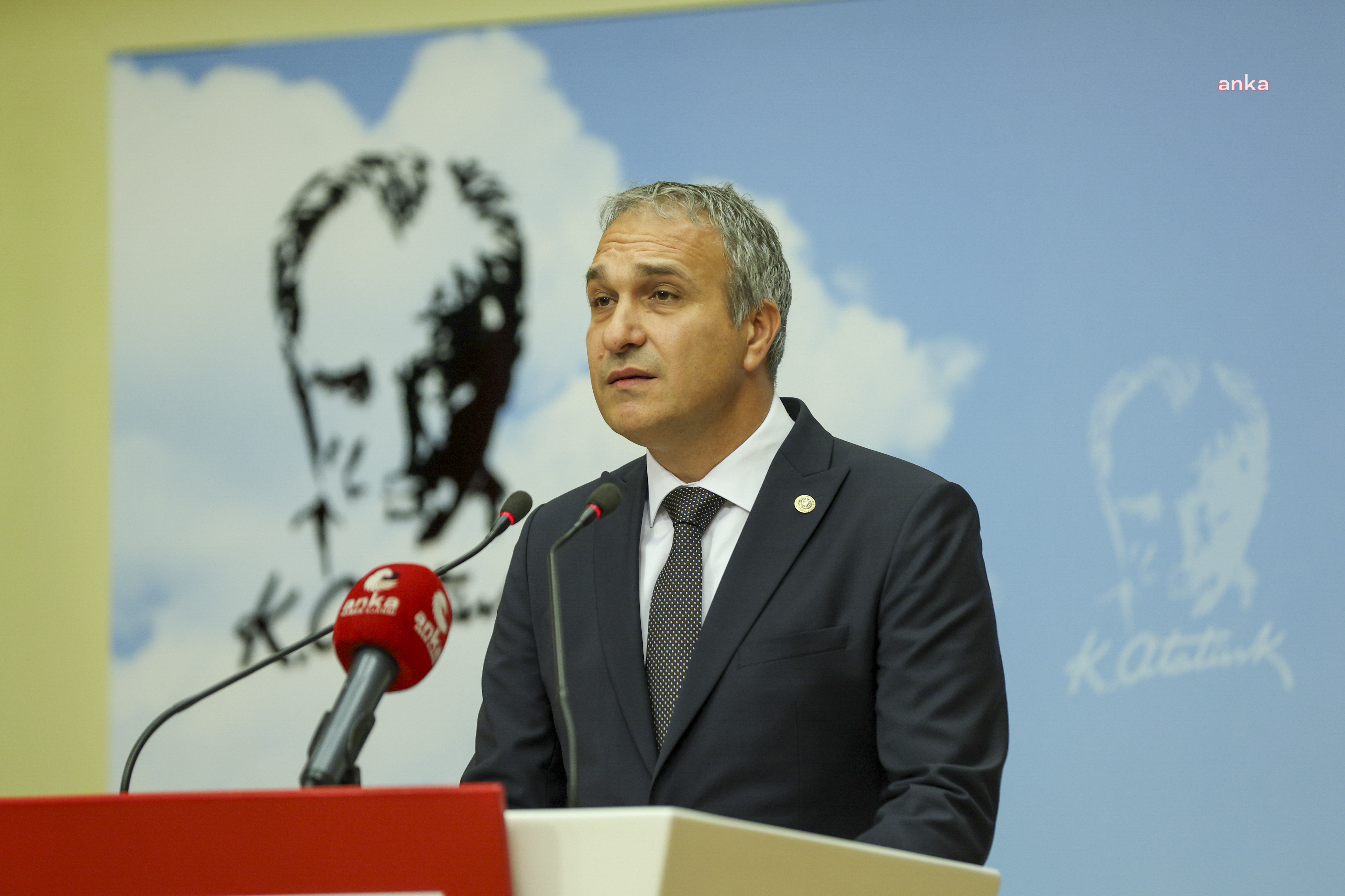 Suat Özçağdaş: “Türkiye Maarif Vakfı’na bütçe var; okul yemeğine, güvenliğe yok”