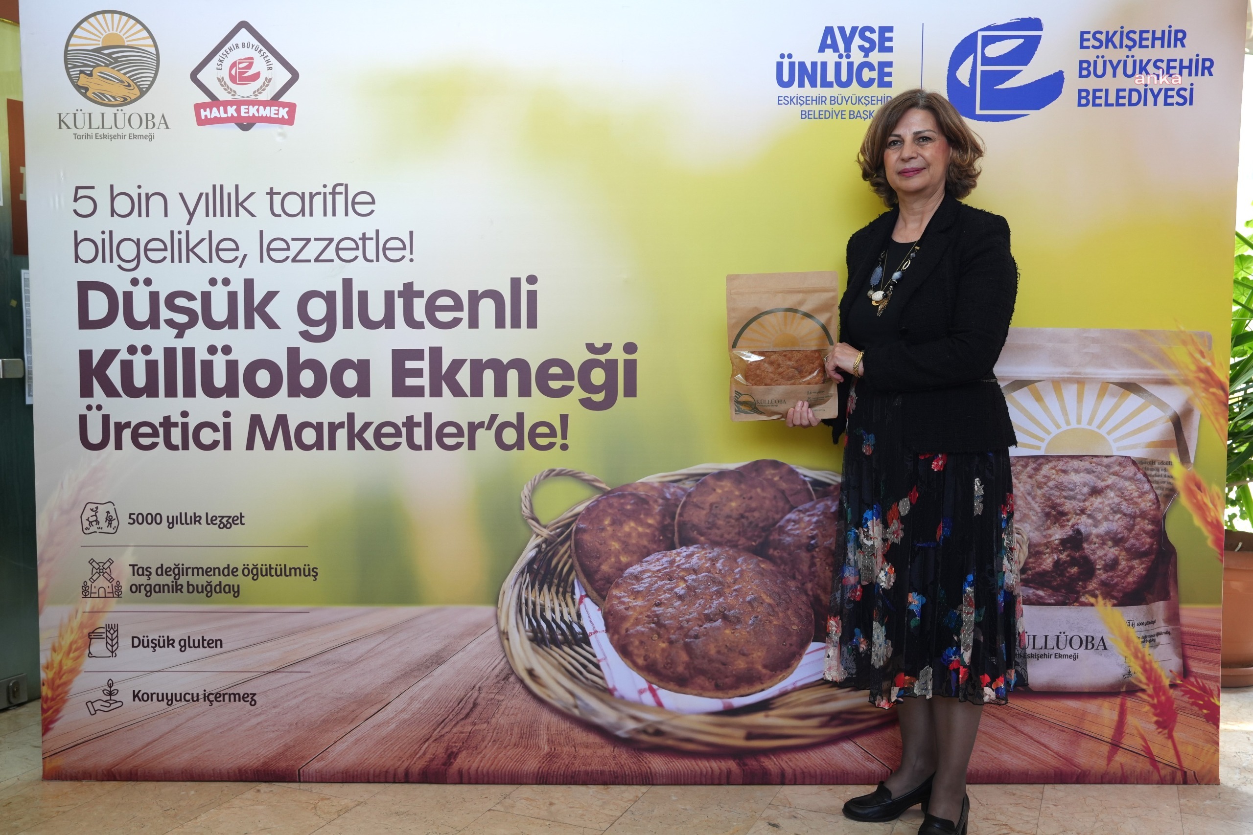 Eskişehir'in "5 bin yıllık" ekmeği raflarda yerini alıyor