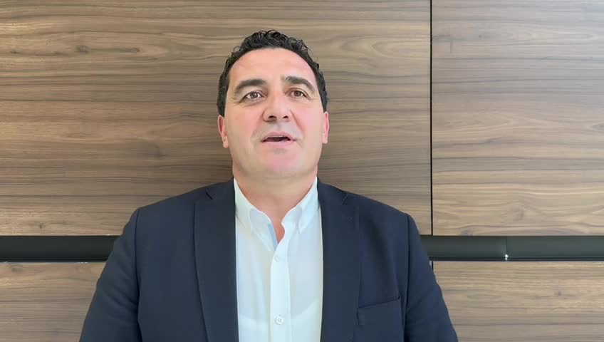 CHP'li Ulaş Karasu: 19 Mart darbe girişimiyle birlikte gündemi değiştirerek yandaş şirketlere kıyak çekmeye devam ediyorlar