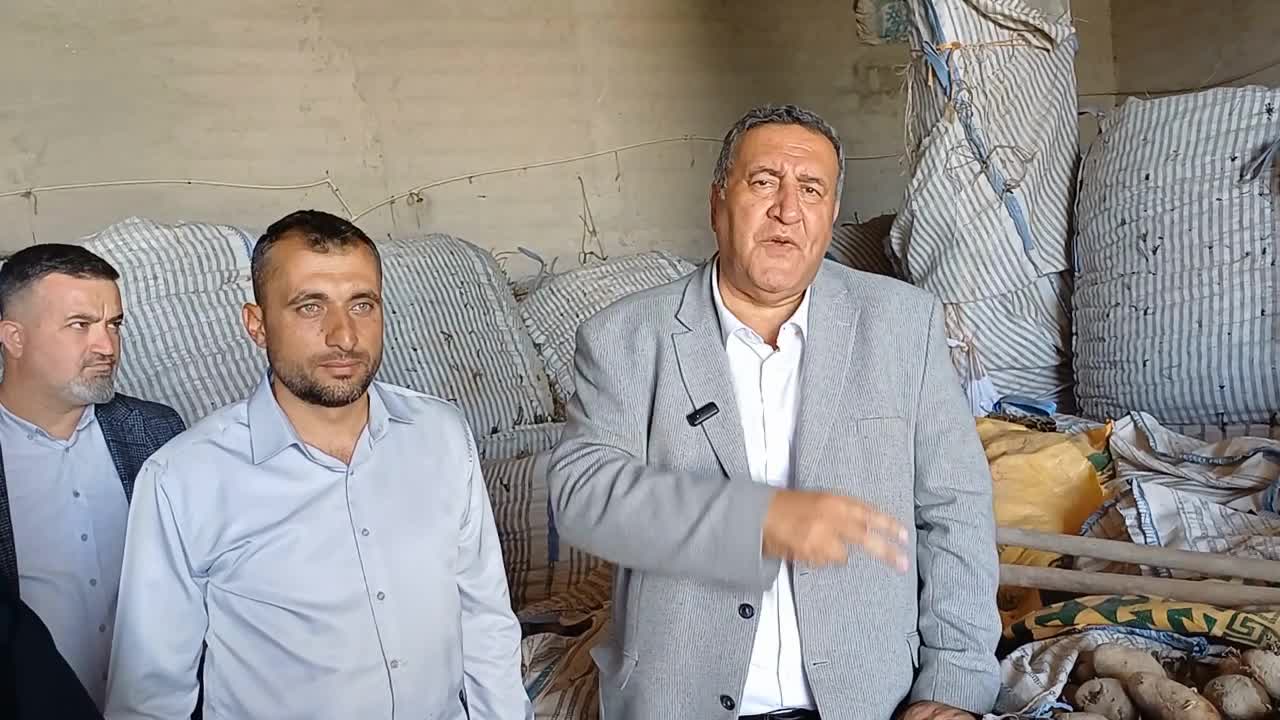 CHP’li Gürer, patates üreticilerinin sorunlarını dinledi: “Küçük aile tipi işletmelerin patatesi hayvan yemi oldu”