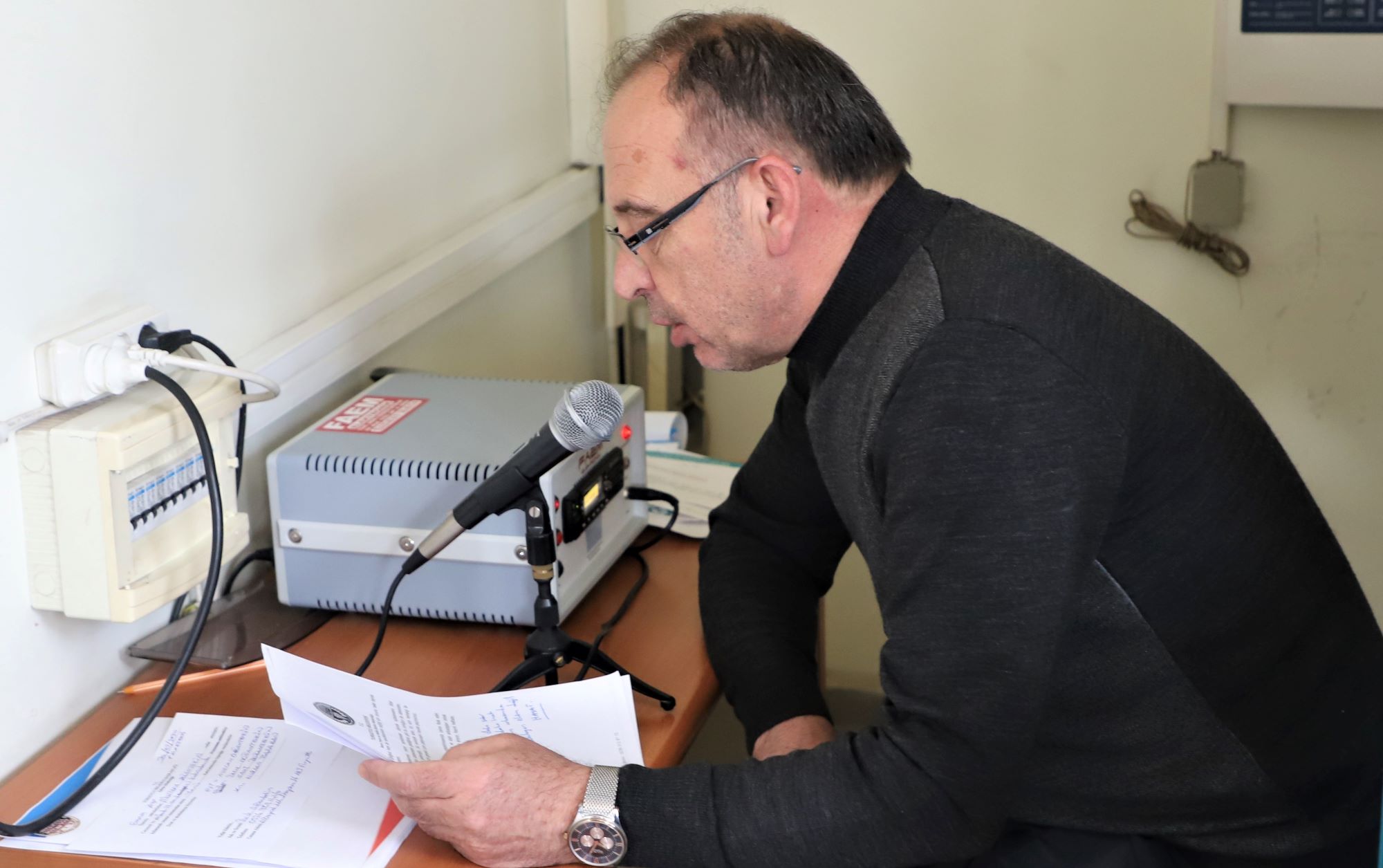 TURGUTLU BELEDİYE BAŞKANI AKIN, VATANDAŞA BELEDİYE HOPARLÖRÜNDEN SESLENDİ