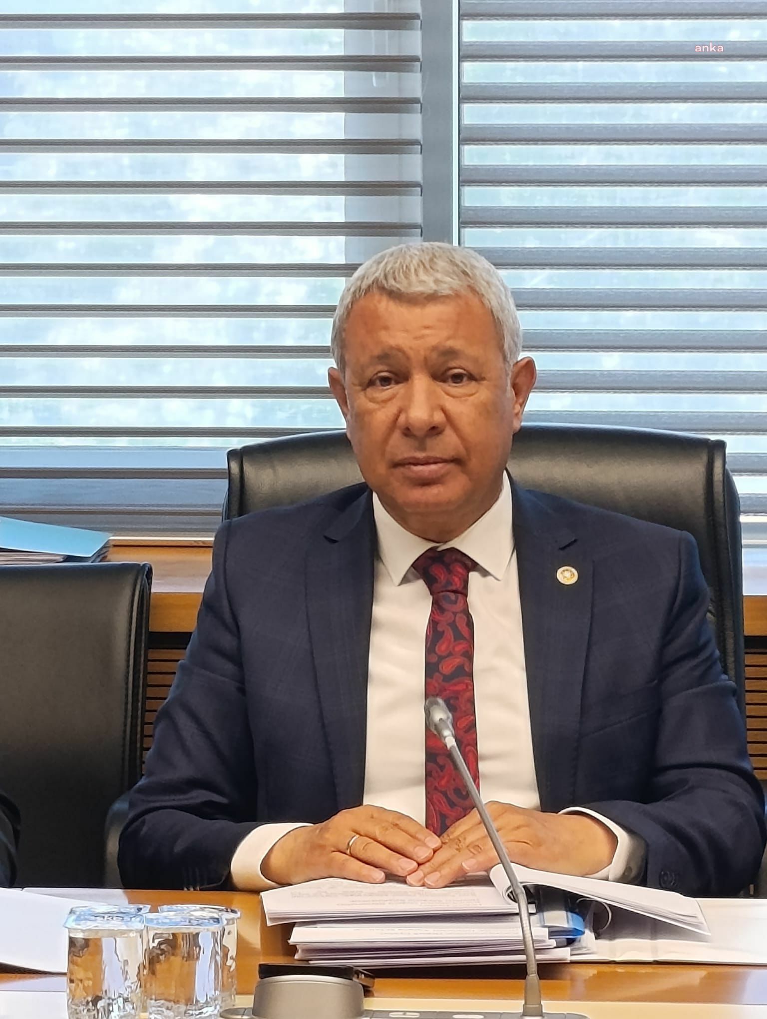CHP'li Orhan Sümer: "Çiftçi hepten evine ekmek götüremez duruma geliyor"