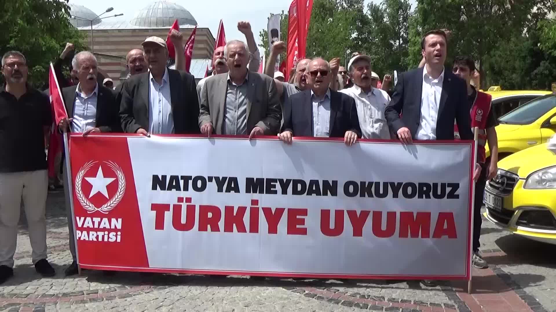 Doğu Perinçek’ten NATO'nun askeri tatbikatına tepki: "İsrail, Dedeağaç’ta bize bayrak gösteriyor"
