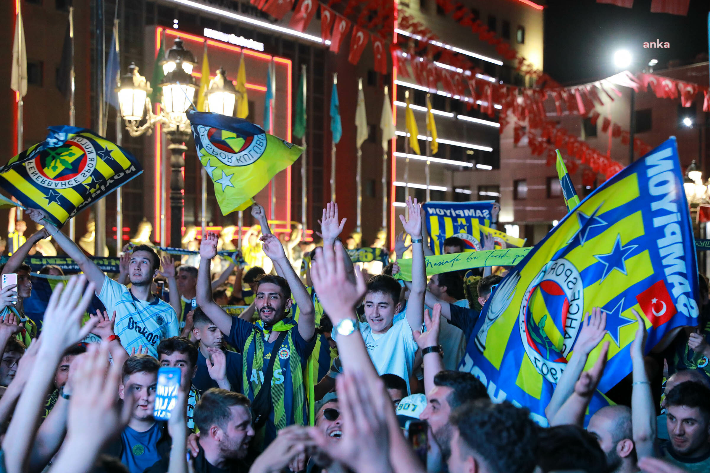 Keçiören’de şampiyonluk coşkusu yaşandı