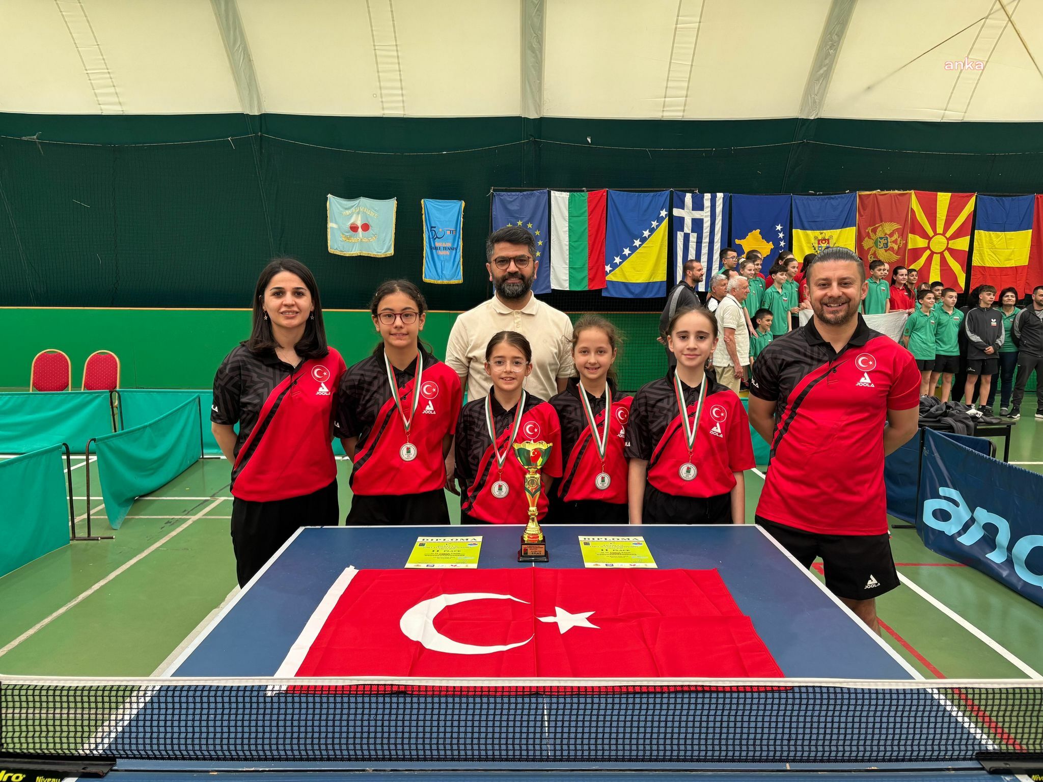 Muğla Büyükşehir Belediyesi sporcusu Üstündağ, Bulgaristan’dan üç madalyayla döndü