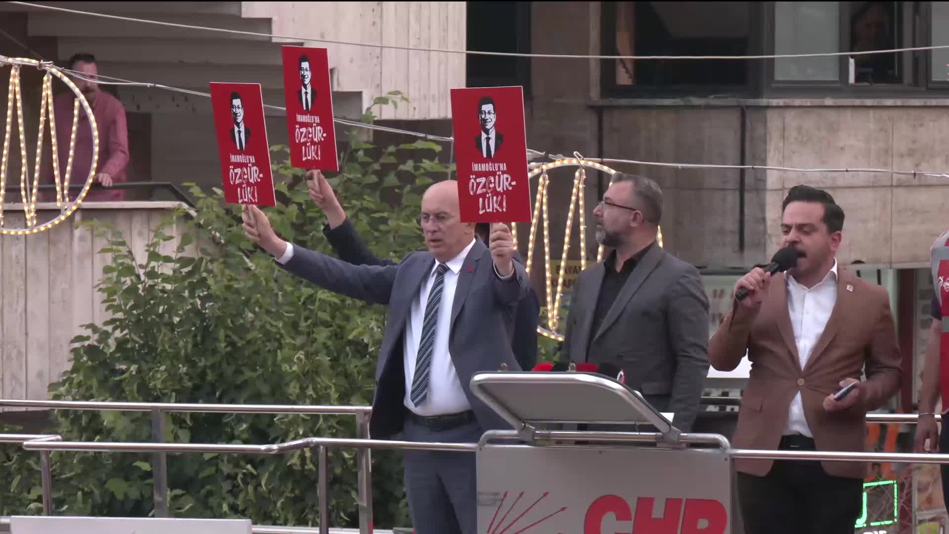CHP'nin Ankara'daki "Millet İradesine Sahip Çıkıyor - Özgürlük ve Adalet Buluşması" mitingi.... Ümit Erkol: Bu zulüm düzenine elbirliğiyle son vermek istiyoruz