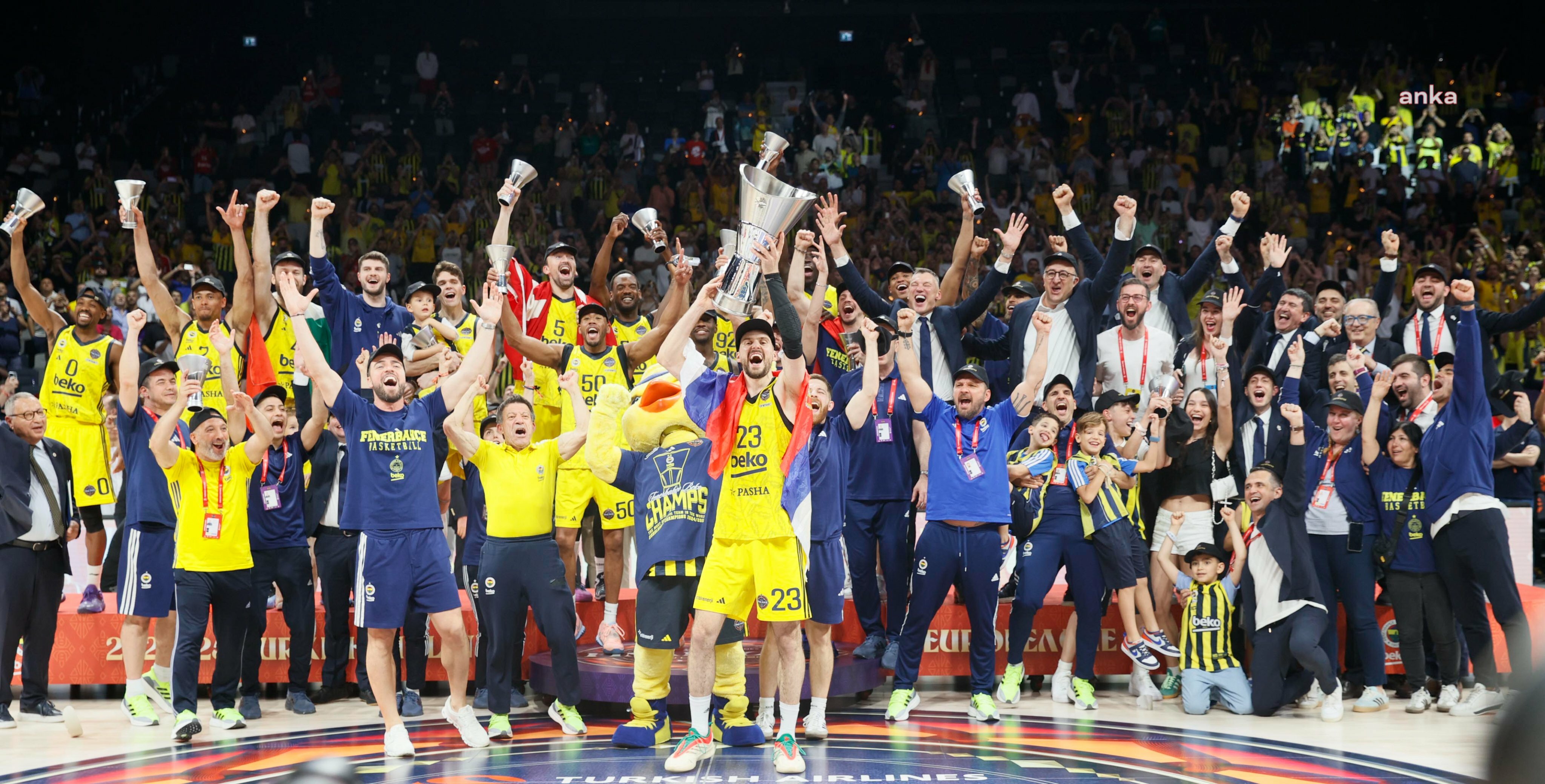 İstanbul'da bazı yollar Fenerbahçe Beko'nun şampiyonluk kutlamaları sebebiyle trafiğe kapatılacak