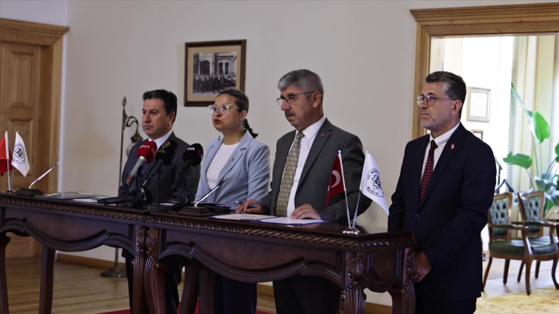 Muğla Büyükşehir Belediyesi ile MSKÜ’den topraksız tarım alanında iş birliği protokolü