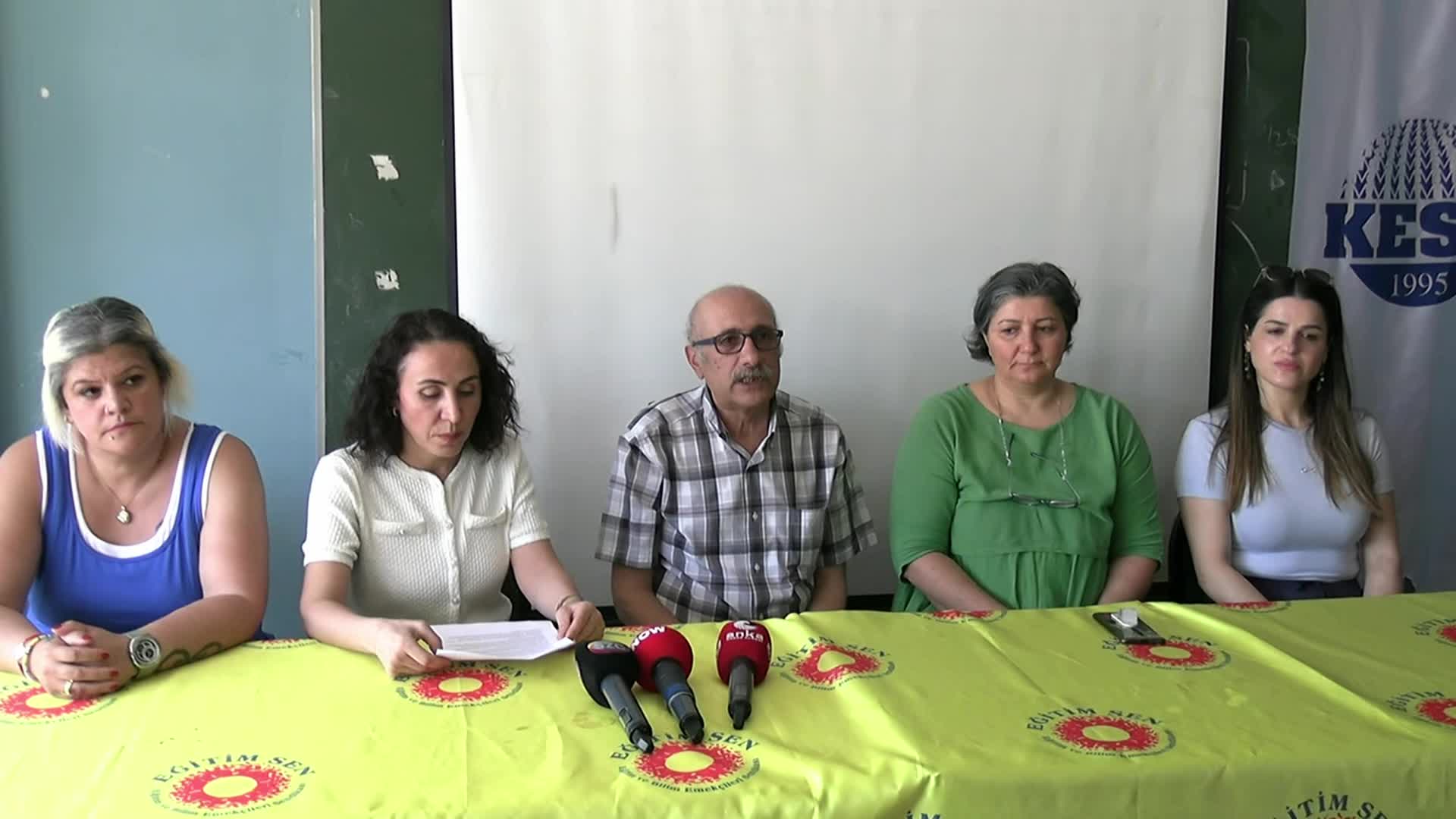 Anne-Baba Dayanışma Ağı tutuklu gençler için 30 Mayıs'ta Silivri'ye çağrı yaptı: "Çocuklarımız, ülkemiz için adalet istiyoruz"