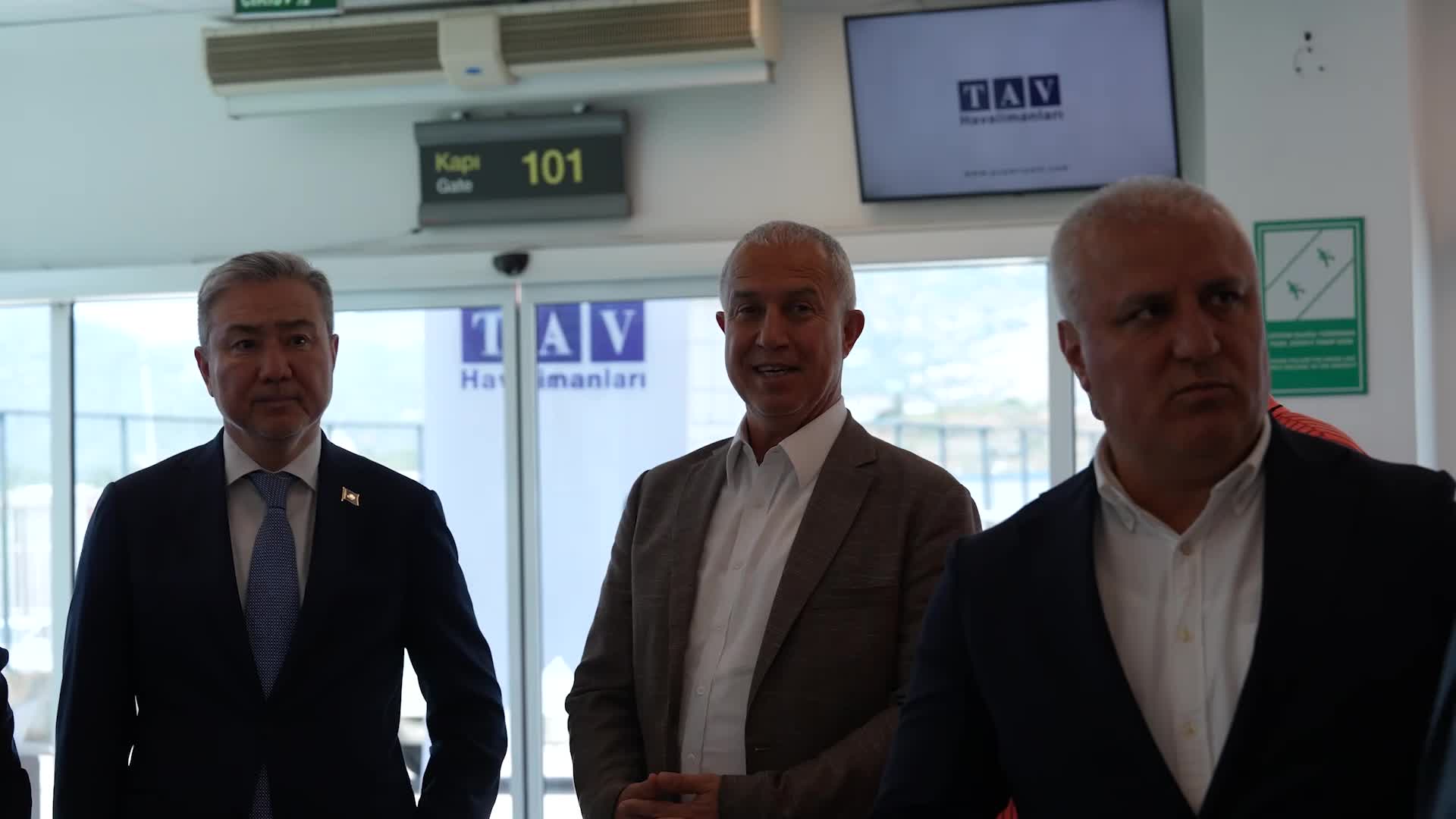 Kazakistan’dan Gazipaşa-Alanya Havalimanı’na ilk uçuş gerçekleşti