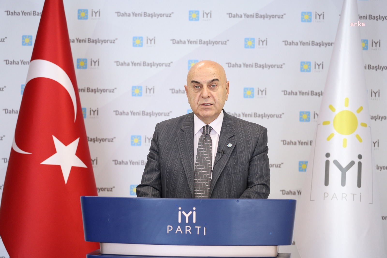 İYİ Parti'nin TBMM Başkan Adayı Cihan Paçacı oldu