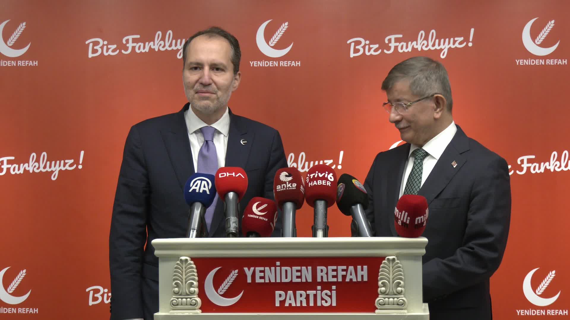 Gelecek Partisi'nden Yeniden Refah'a ziyaret... Erbakan: "Cumhurbaşkanının bir kez daha seçilmesini sağlayacak kişiye özel anayasaya karşı olacağız"