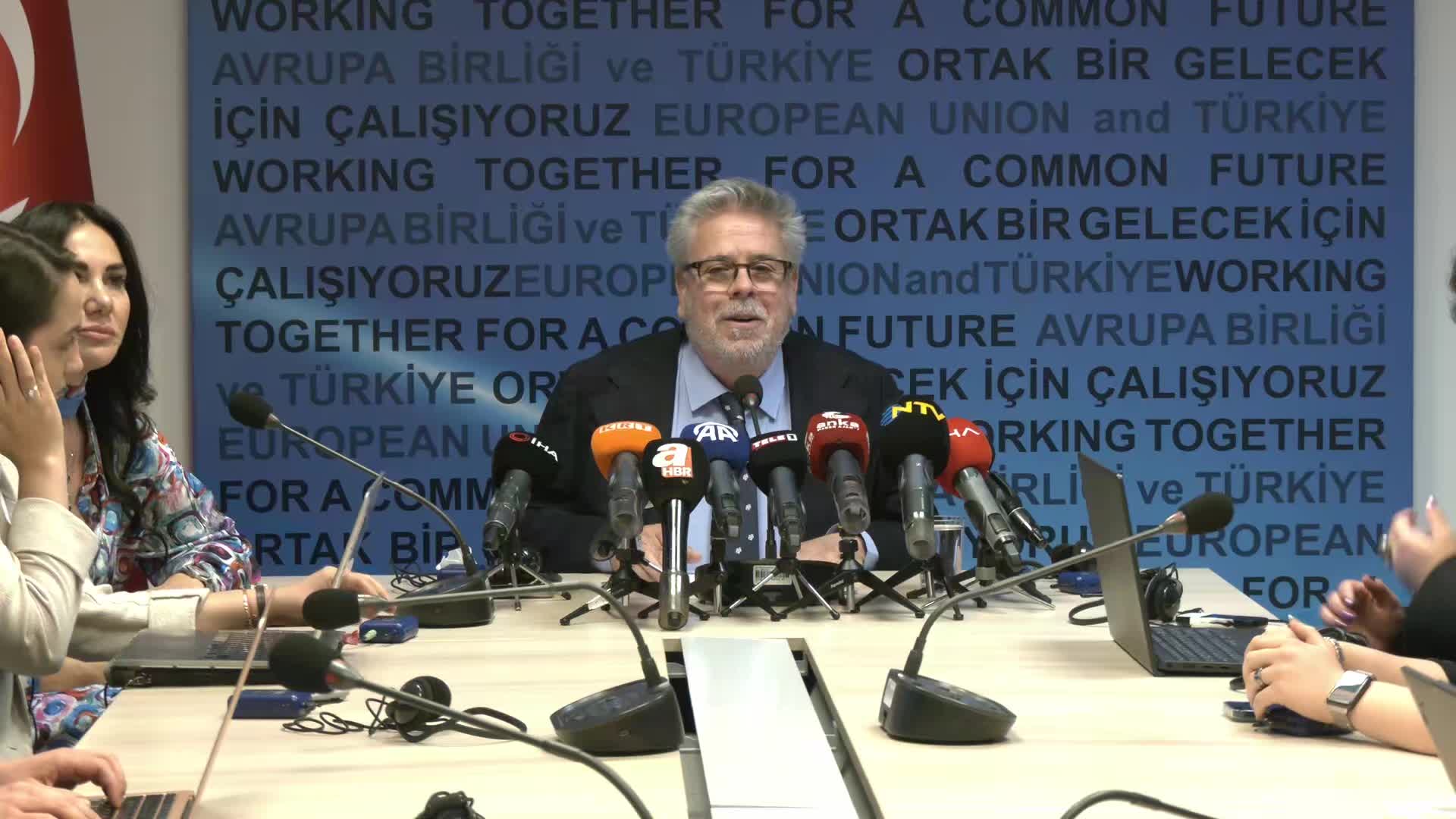 Avrupa Parlamentosu Türkiye Raportörü Sanchez: İmamoğlu’nun tutuklanması Avrupa’ya gönderilen karmaşık bir sinyal oldu