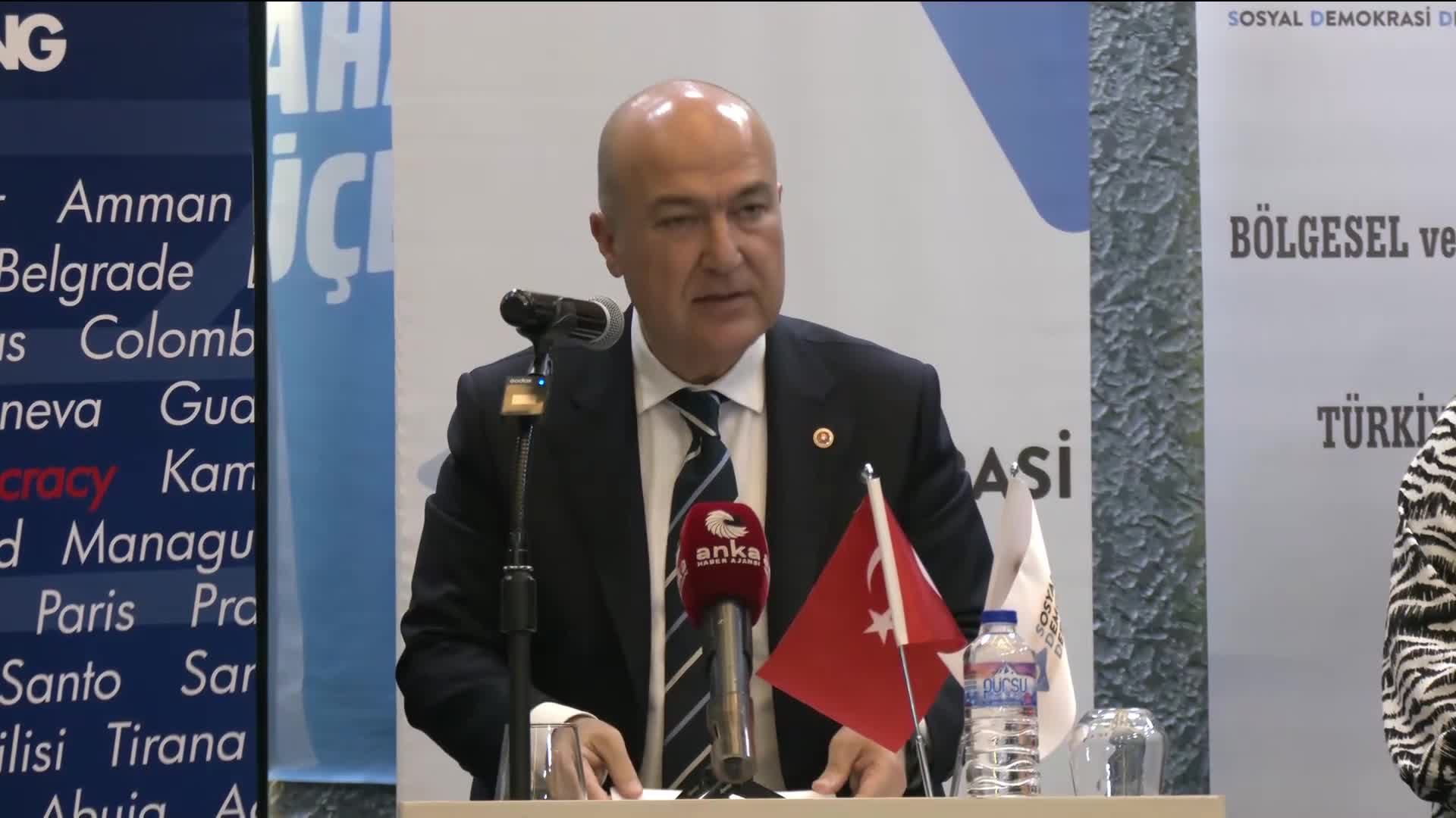 CHP'li Bakan: "Türkiye’deki yabancı uyruklu sayısına dair spekülasyonları sonlandırmak için sokağa çıkma yasağının uygulanacağı bir sayım yapılmalıdır"