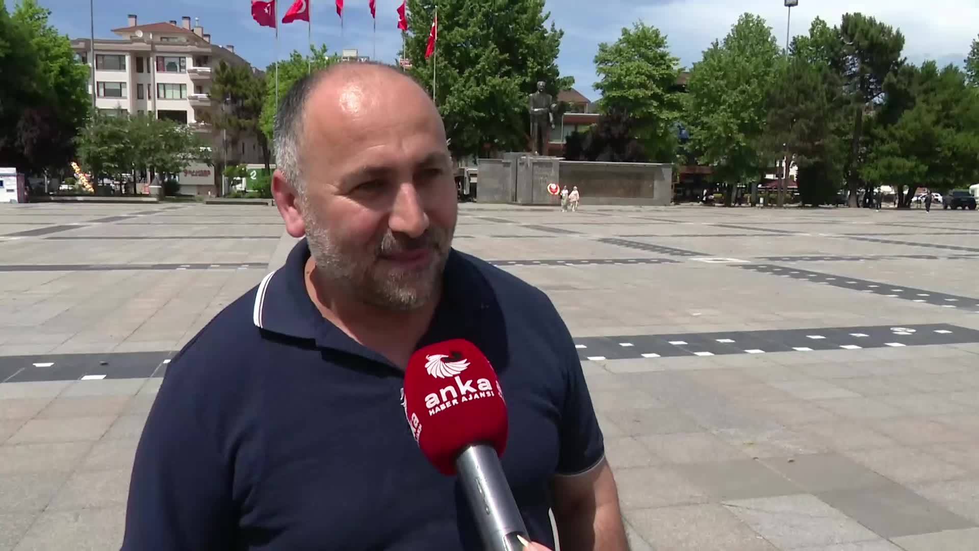 Düzceli vatandaşlar ekonomiden şikayetçi: "Bizi bu günlere muhtaç ettiler. Sandık geldiğinde oyumuzu atacağız"