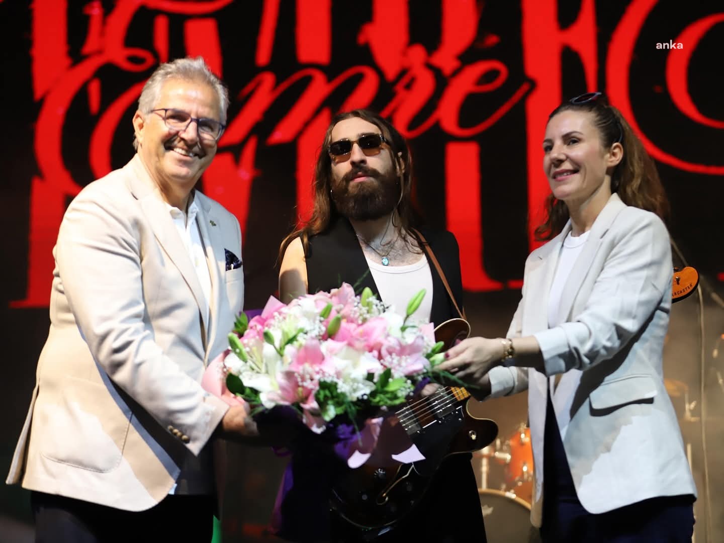 Bandırma Kuşcenneti Kültür ve Turizm Festivali’nde Emre Fel konser verdi