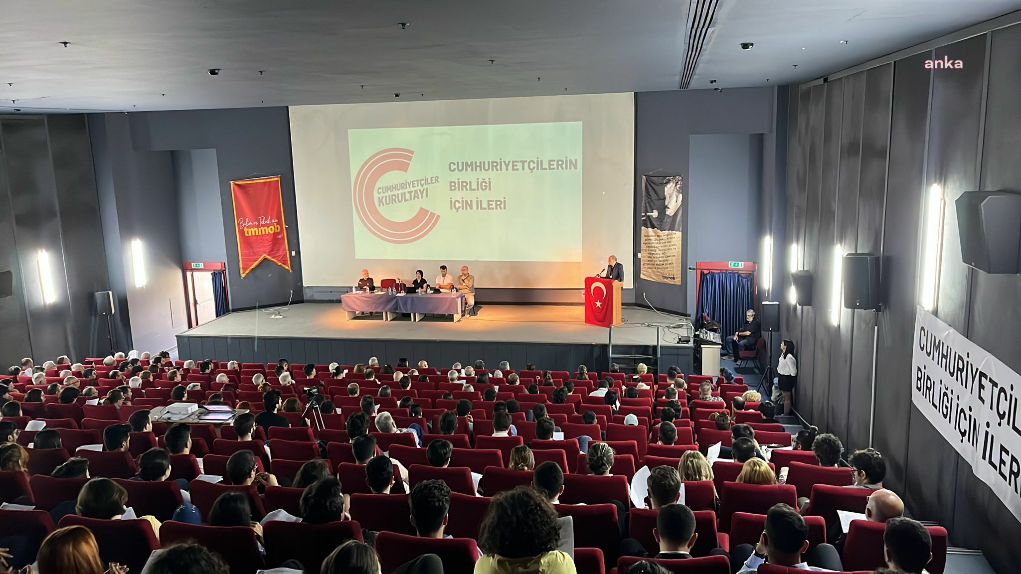 Cumhuriyetçiler Kurultayı sonuç bildirisi yayımlandı... "Lozan Antlaşması ve Montrö Sözleşmesi’nin tartışmaya açılmasını da şiddetle reddetmekteyiz"