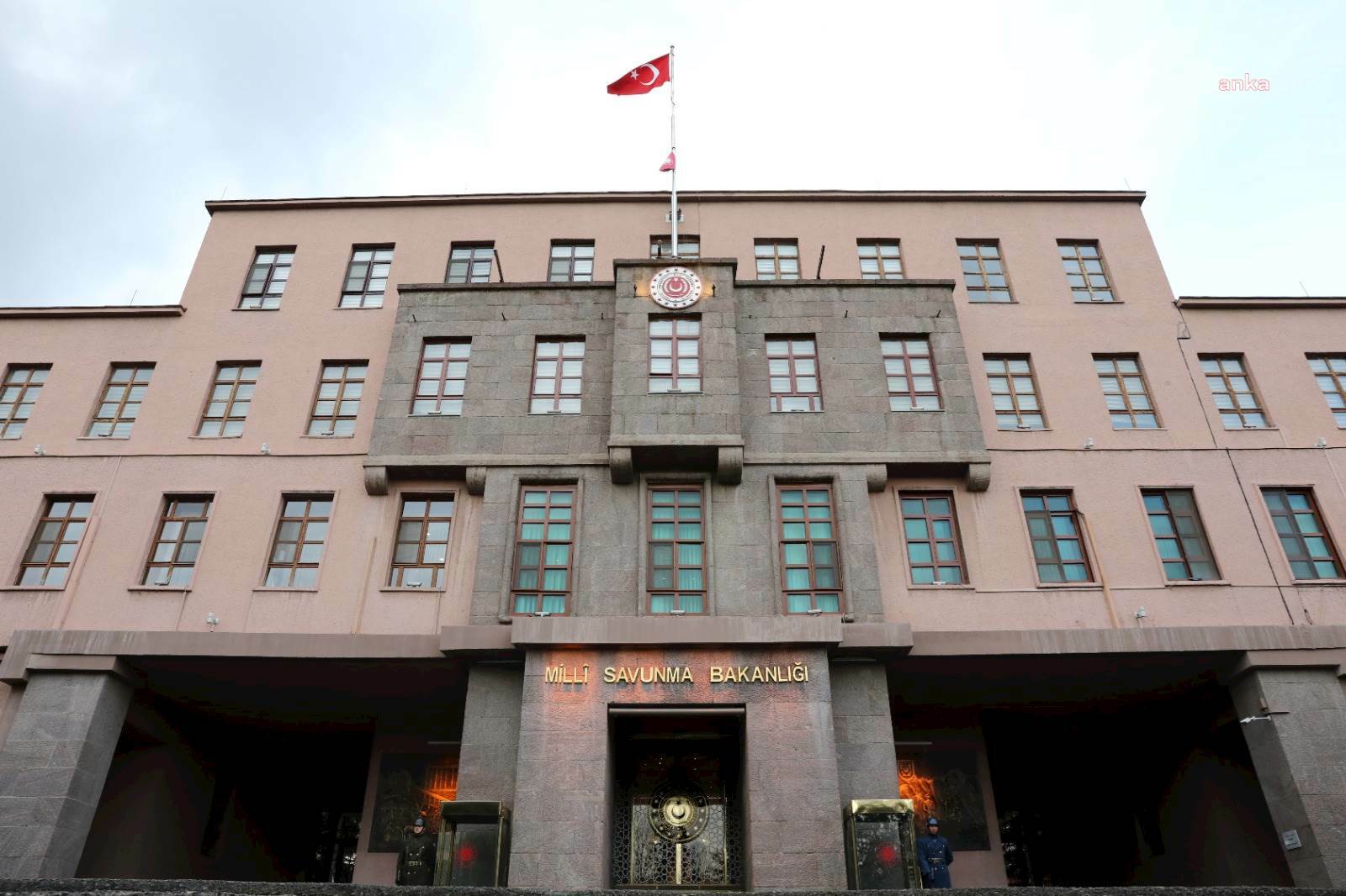 MSB: Londra'da Türkiye ile Birleşik Krallık yetkilileri arasında stratejik iş birliği çerçevesinde kapsamlı istişareler yapıldı