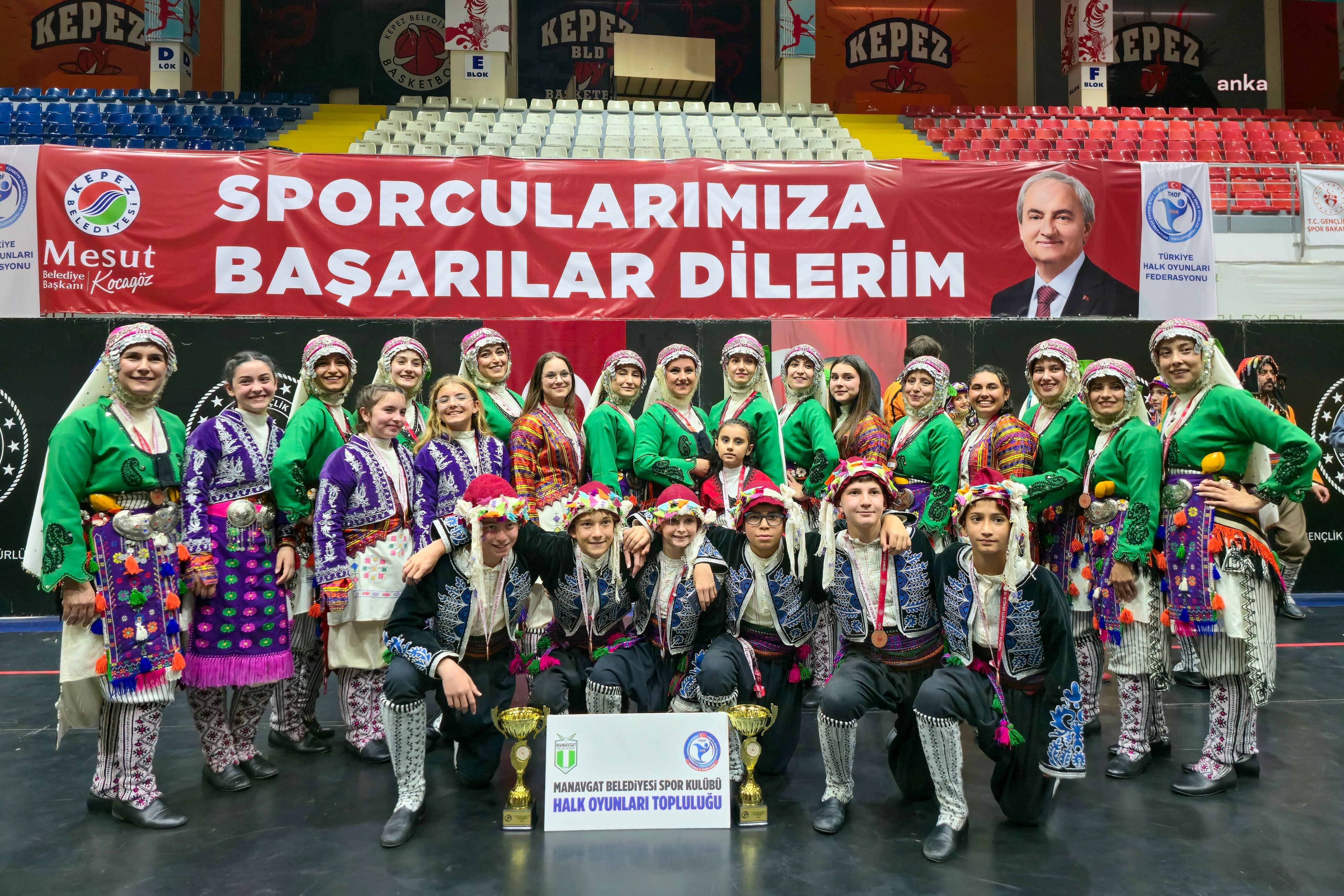 Manavgat Belediyesi Spor Kulübü Halk Oyunları Topluluğu’ndan çifte şampiyonluk