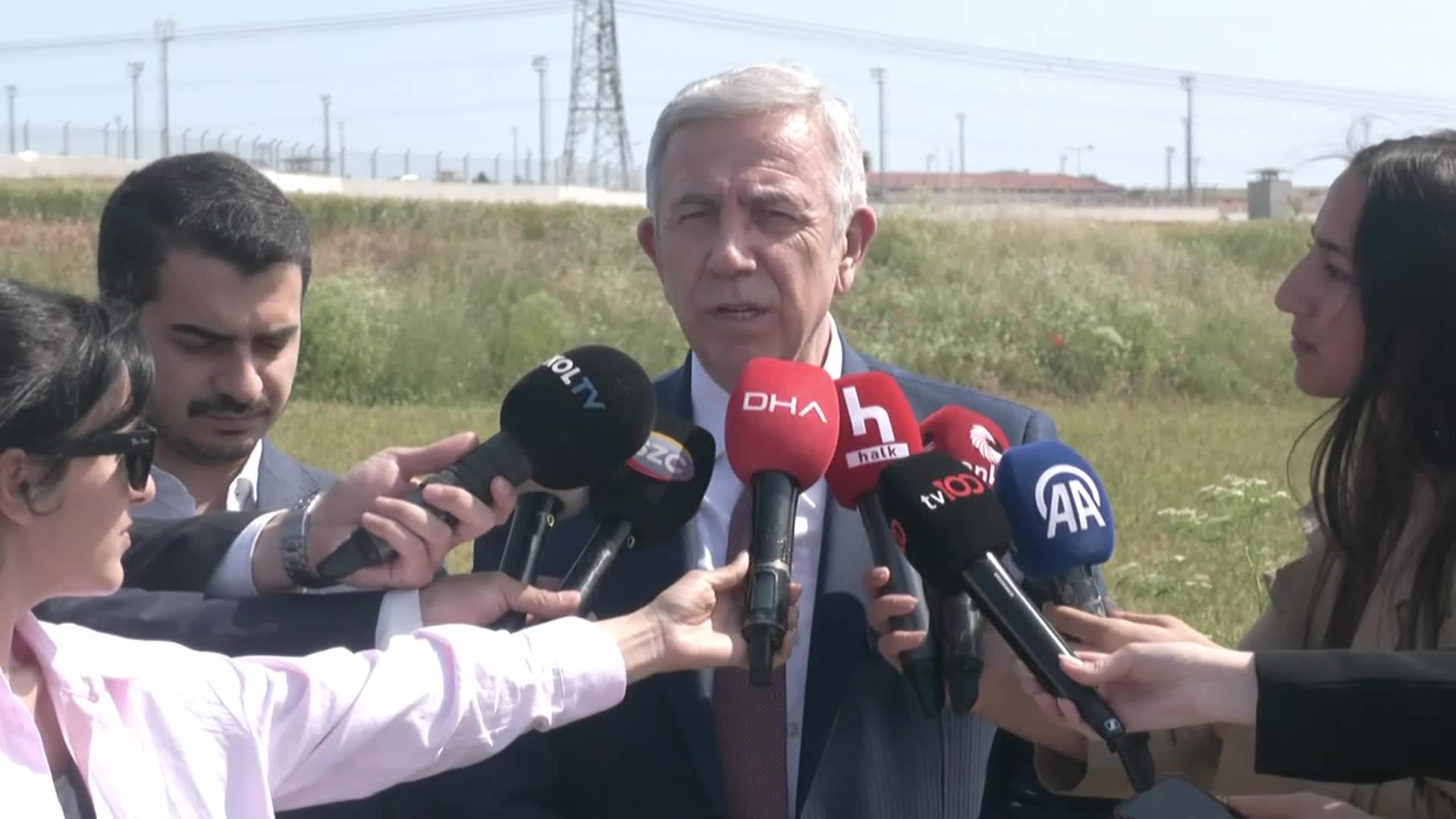 Mansur Yavaş, Silivri'de İmamoğlu'nu ziyaret etti: "Başarılı CHP'li  belediyeleri itibarsızlaştırmak yoluyla iktidar değişikliğinin önüne geçilmek isteniyor"
