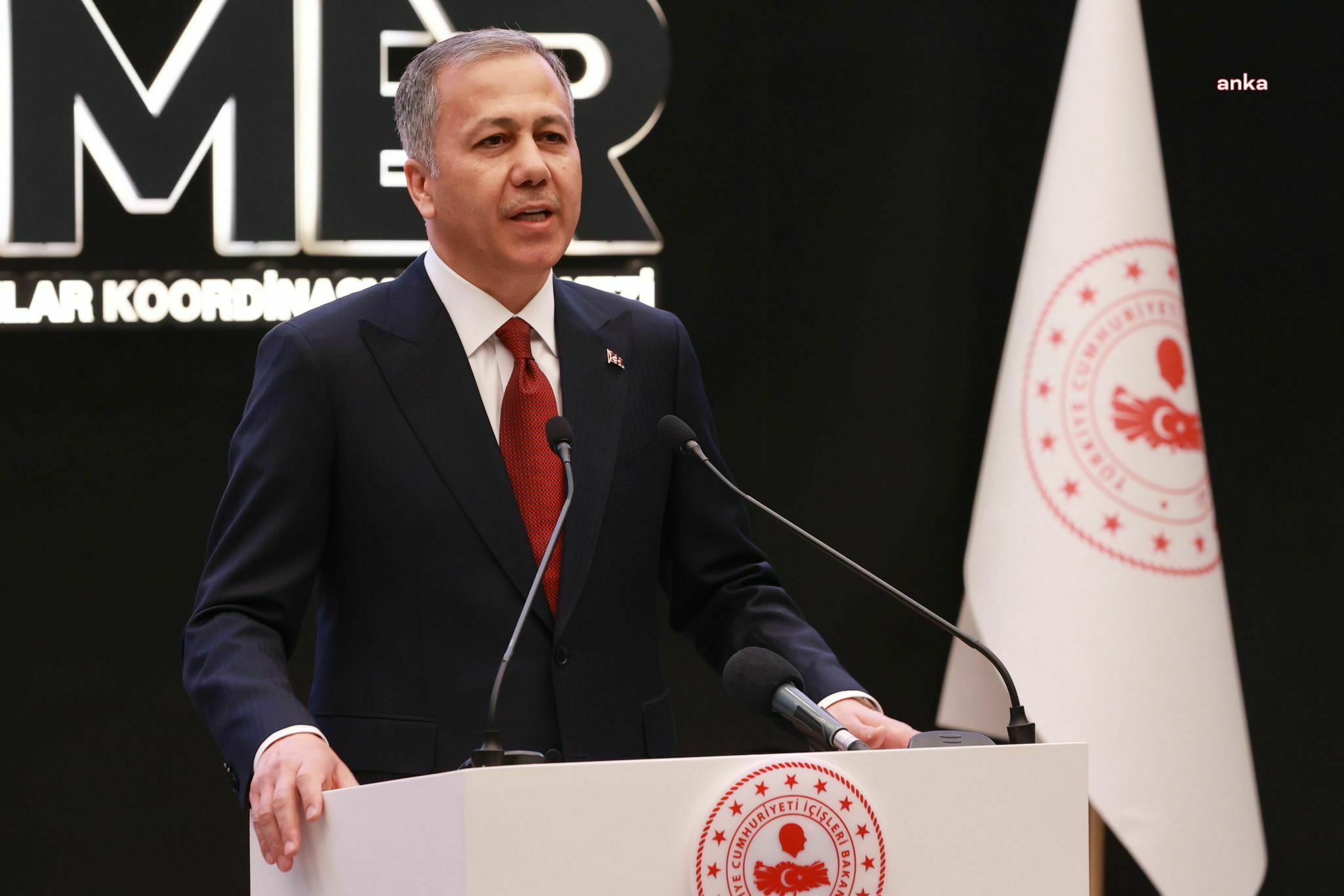 Marmaris açıklarında 5,8 büyüklüğünde deprem.... Ali Yerlikaya: Depremde bir kişi hayatını kaybetti, 69 kişi yaralandı