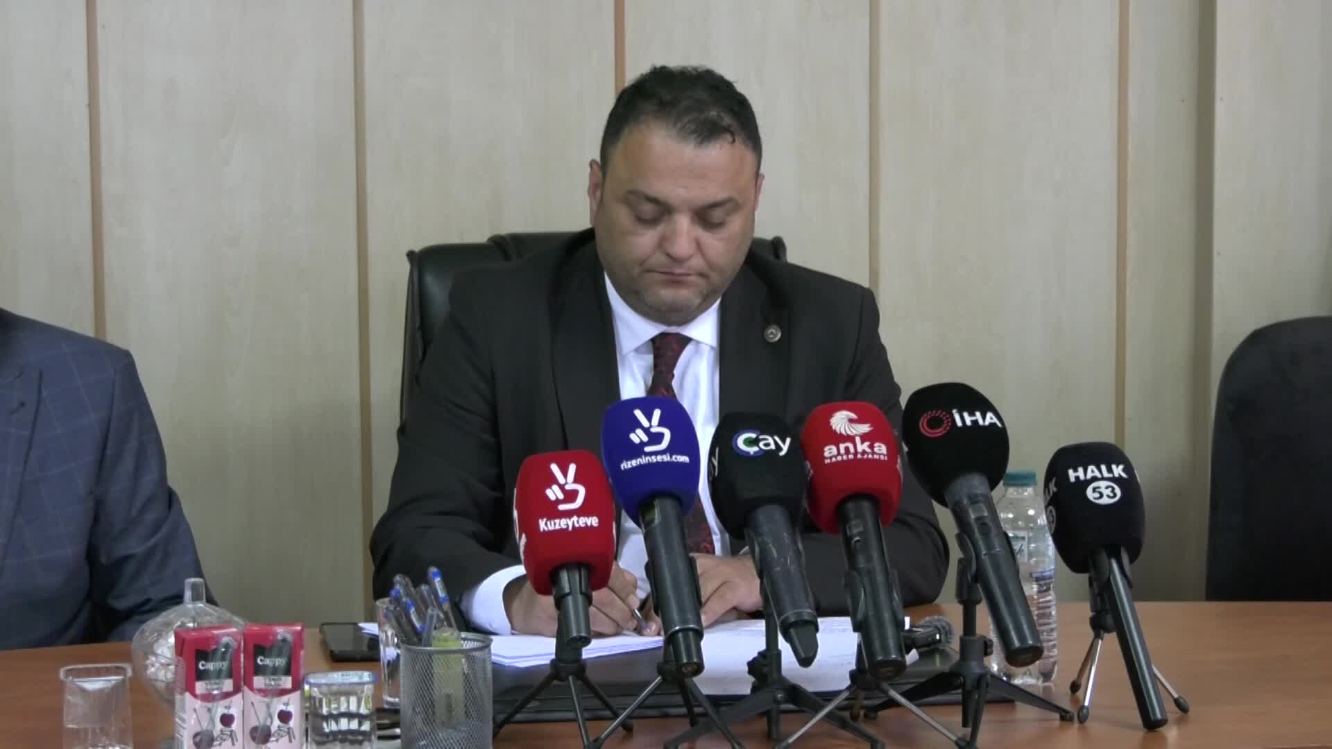 Ziraat odaları, özel sektörün üreticiden düşük fiyata çay almasına tepki gösterdi: "Fırsatçılar elimizdeki ekmeğimizi alacaklar”