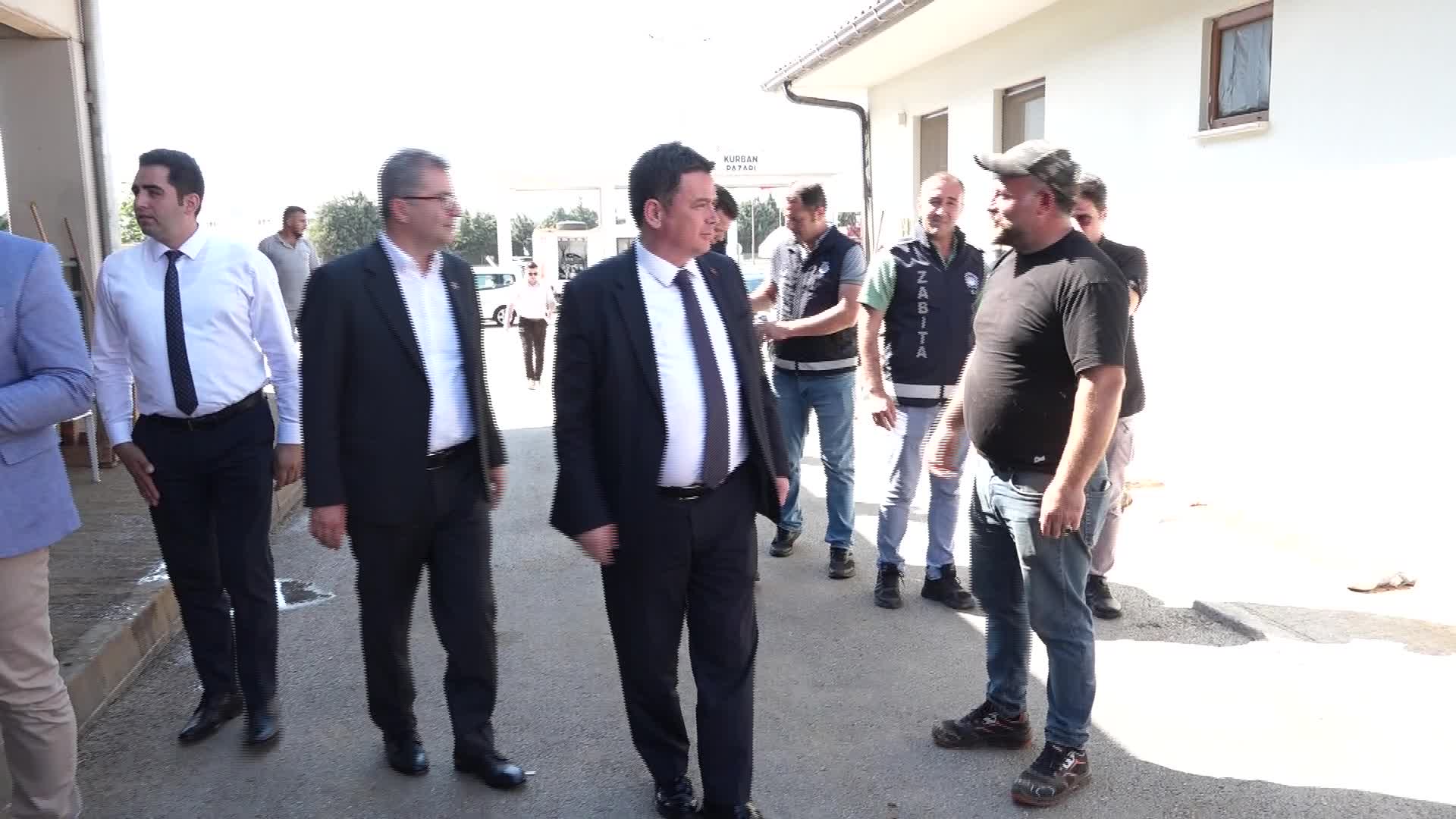Osmangazi Belediye Başkanı Aydın'dan kurban pazarına ziyaret