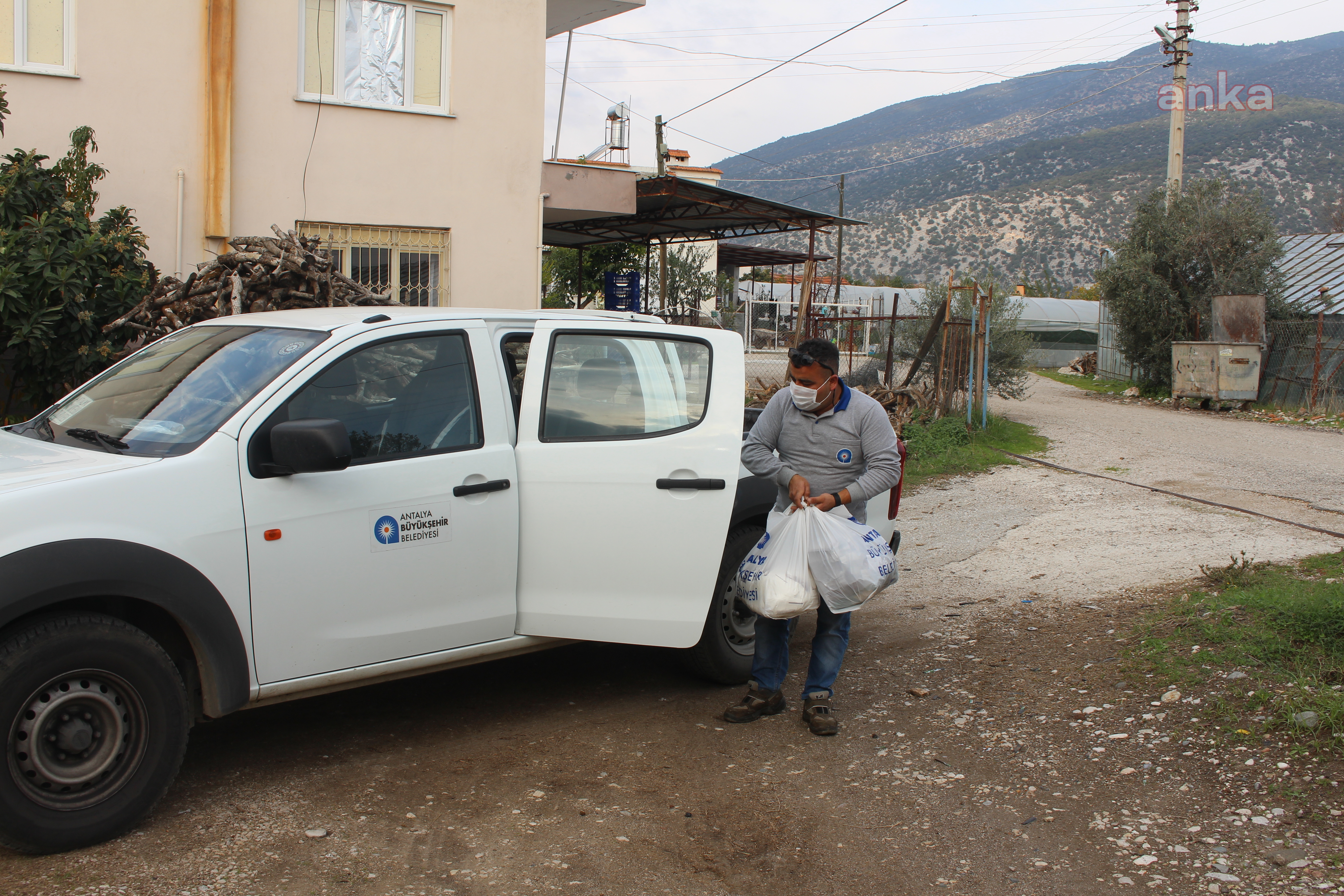 ANTALYA BÜYÜKŞEHİR'İN ÇÖLYAK HASTALARINA DESTEĞİ SÜRÜYOR