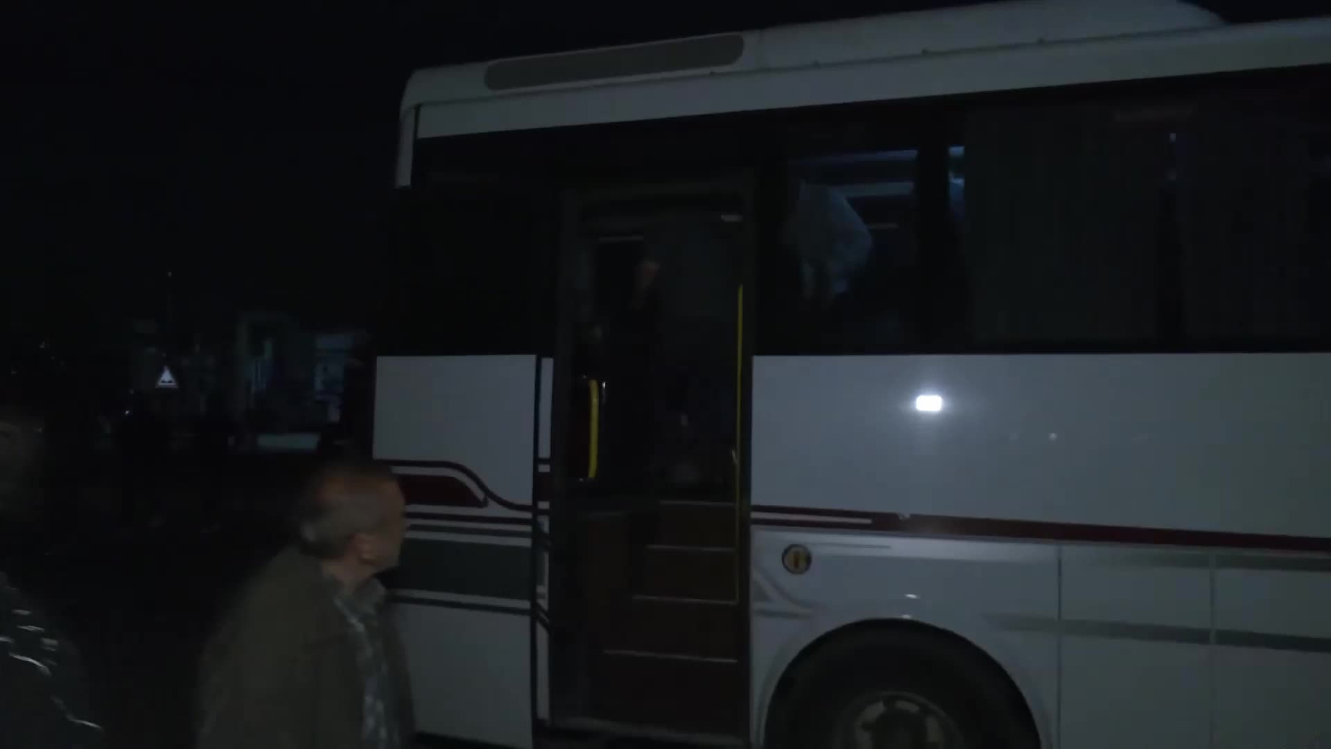 İnfaz Yasasının yürürlüğe girmesiyle Sincan Cezaevi'nde tahliyeler başladı... "Ailemize kavuşacağız, nasip olursa onlarla bayramlaşacağız"