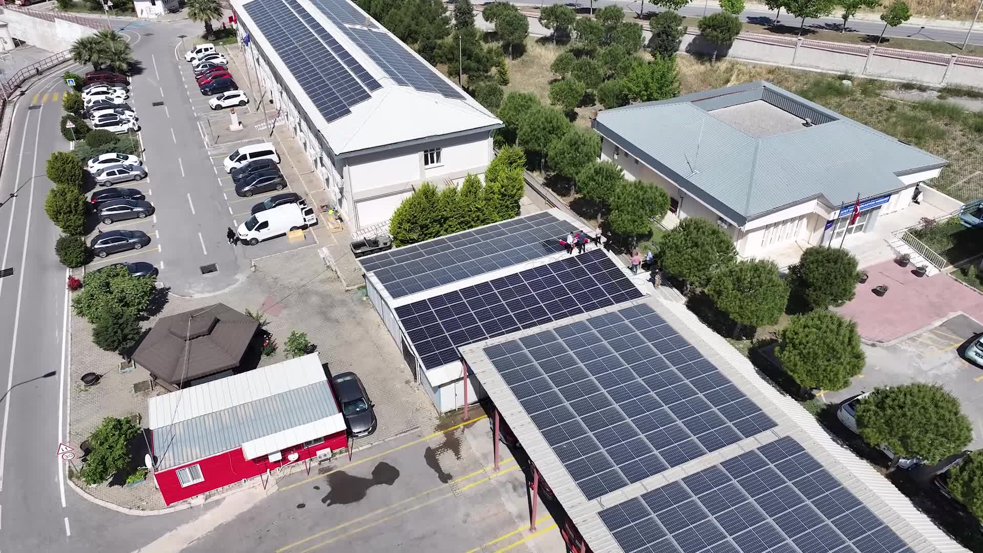 Güneş enerjisi ile yılda 13 milyon liralık tasarruf