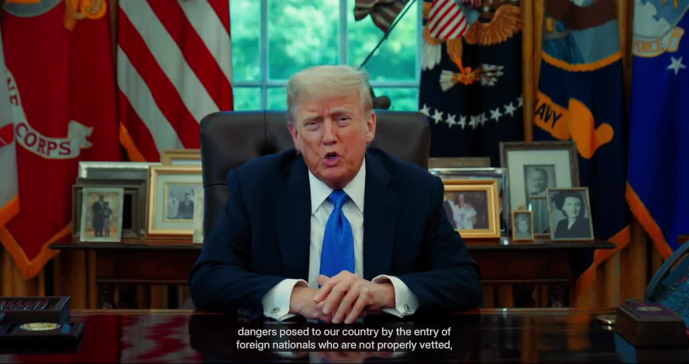 ABD Başkanı Trump, 12 ülkenin vatandaşlarına giriş yasağı getirdi