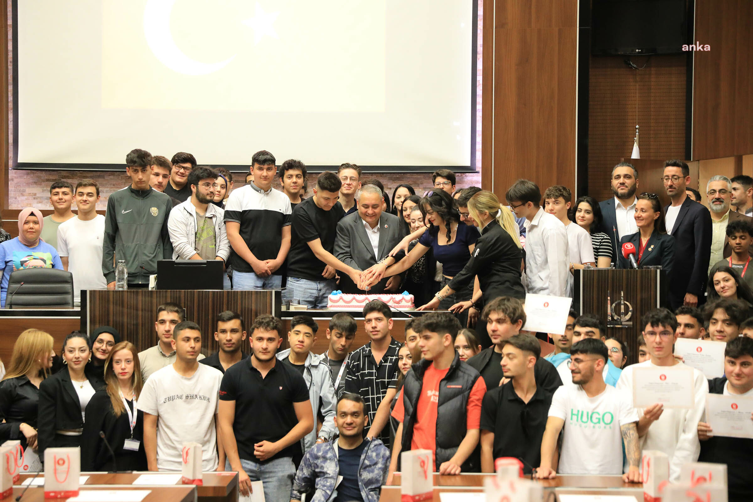 Keçiören Belediye Başkanı Özarslan, stajyer öğrenciler ile bir araya geldi