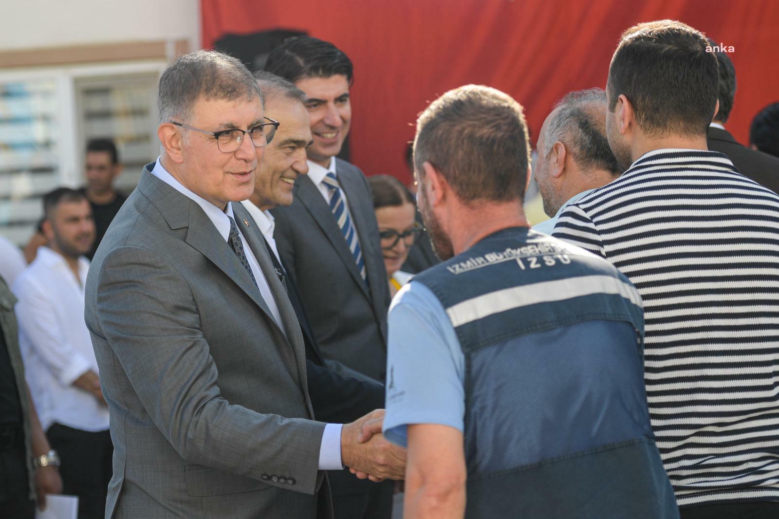 Başkan Tugay Kurban Bayramı öncesi İZSU çalışanları ile buluştu
