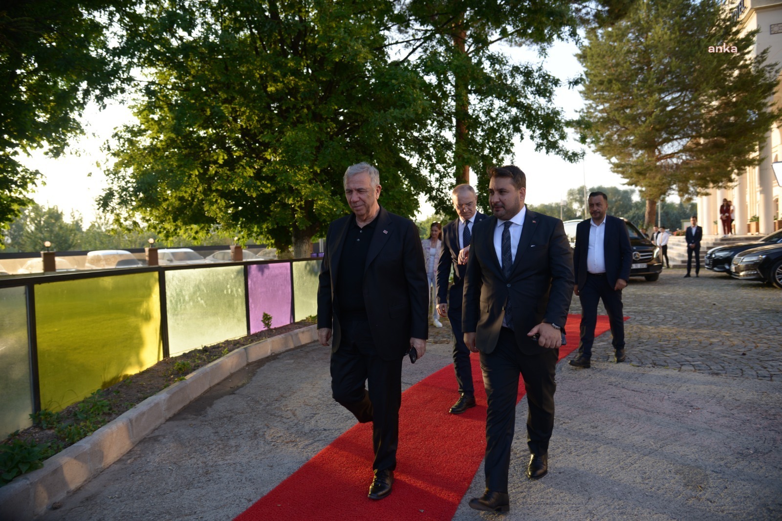 Cumhurbaşkanı Erdoğan, İran Cumhurbaşkanı Pezeşkiyan ile telefonda görüştü