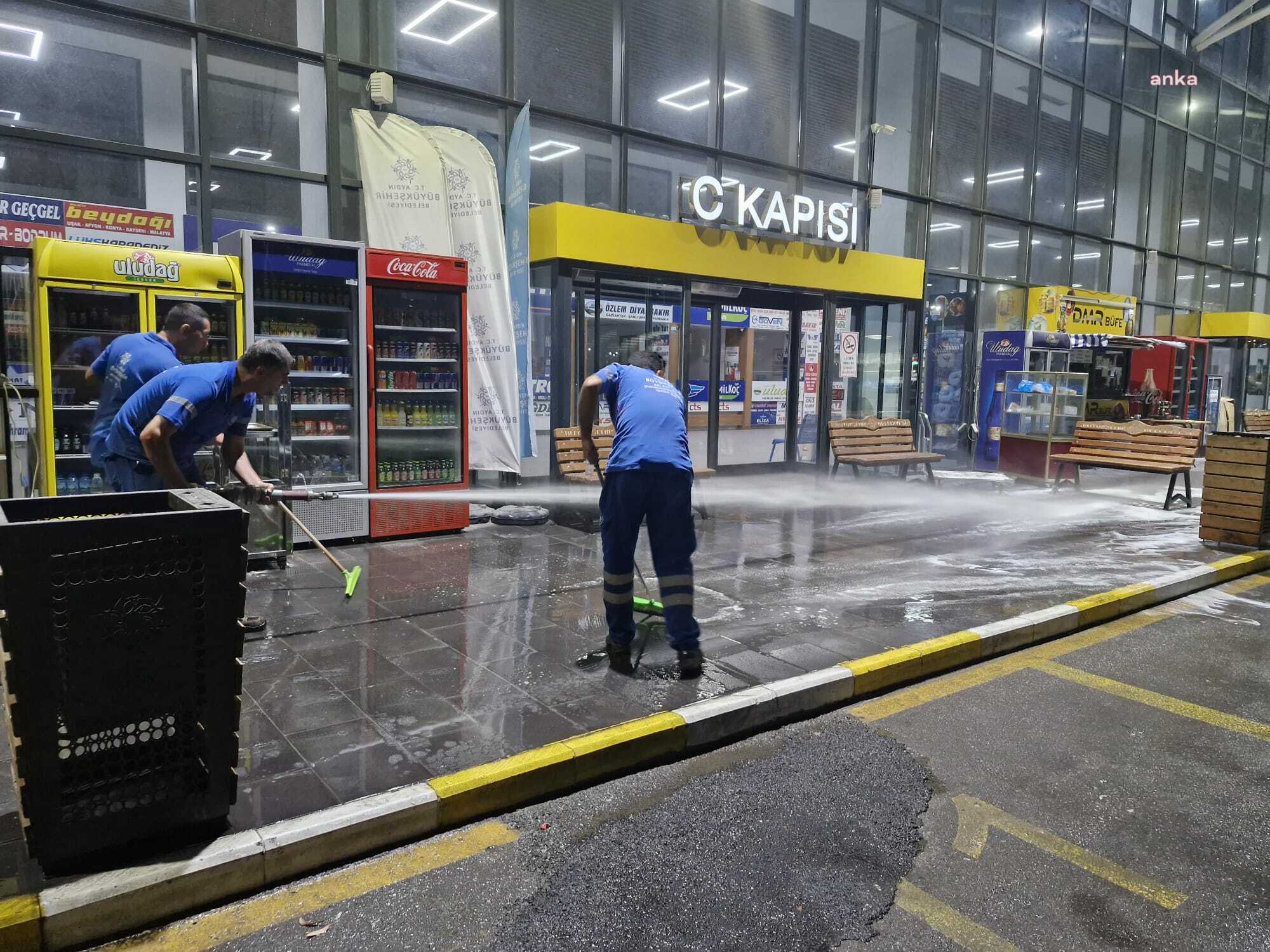 Aydın Büyükşehir Belediyesi'nden otobüs terminallerinde temizlik çalışması
