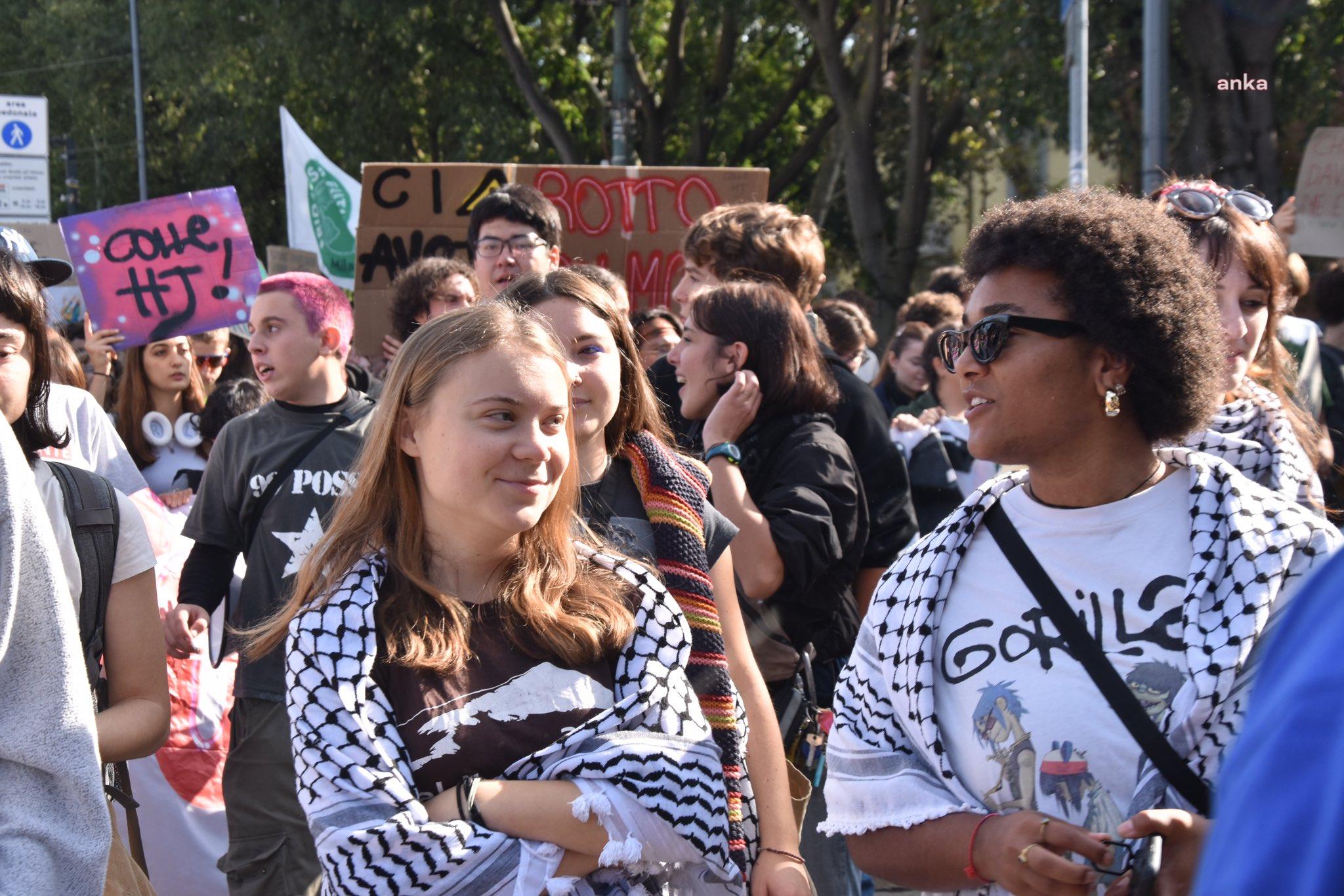 İsrail, aktivist Greta Thunberg'in de içinde bulunduğu yardım gemisinin Gazze'ye yanaşmasına izin vermeyecek