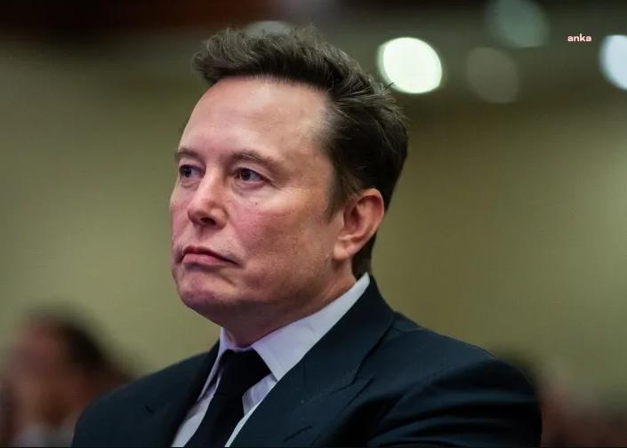Elon Musk, ABD Başkanı Trump'ın azledilmesi çağrısına destek verdi