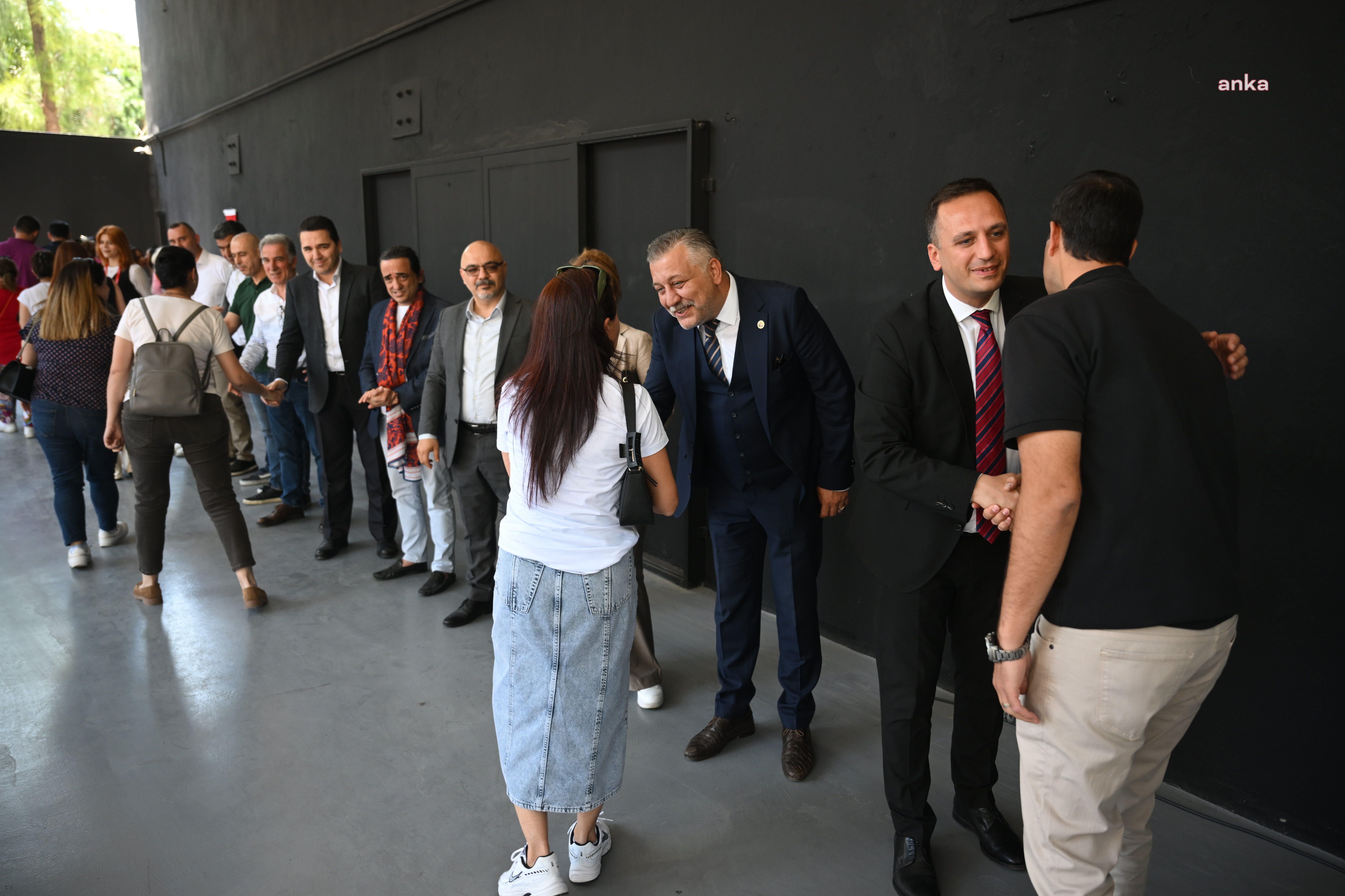 Bornova Belediye Başkanı Eşki, personelle bayramlaştı