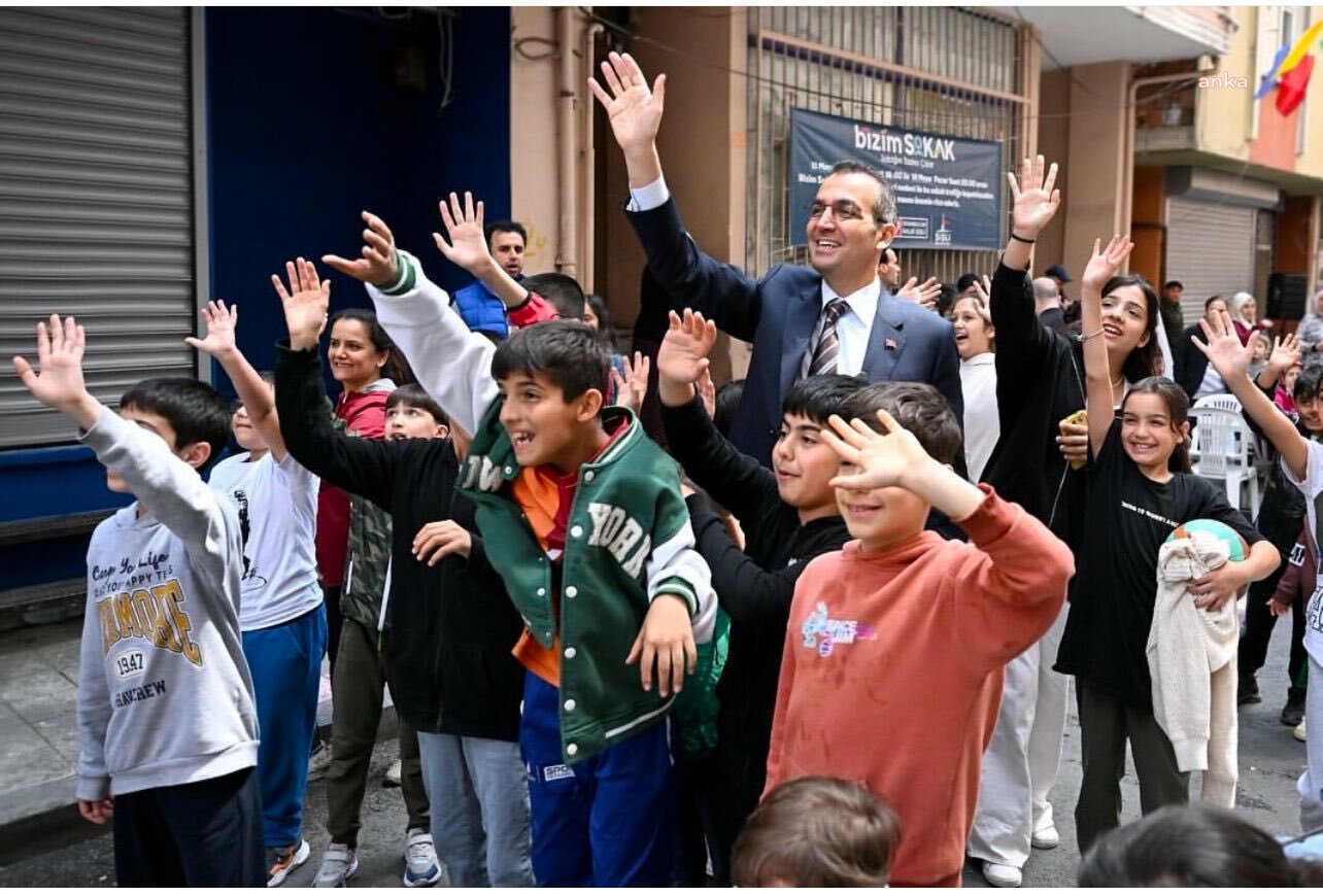 Cezaevindeki CHP'li başkanlardan bayram mesajı: Kalbimiz sizinle, umudumuz dimdik ayakta... Zorluklar geçici, sevgimiz, inancımız daimidir