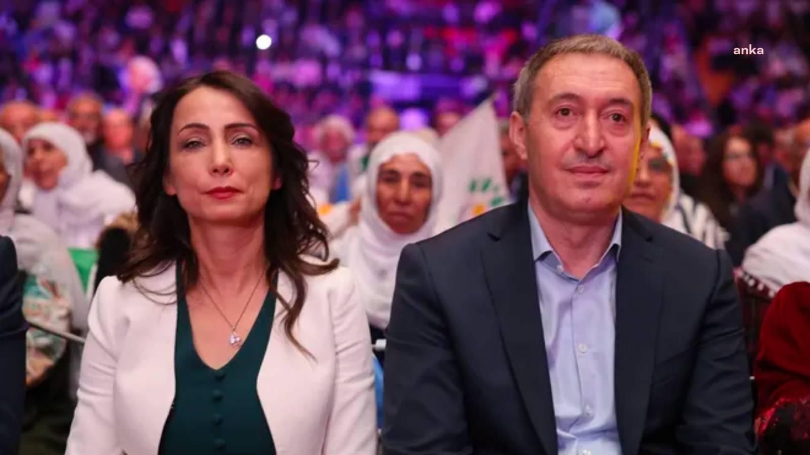 DEM Parti Eş Genel Başkanları, siyasi parti liderlerini ve çatışmalarda hayatını kaybedenlerin ailelerini arayarak bayramlarını kutladı