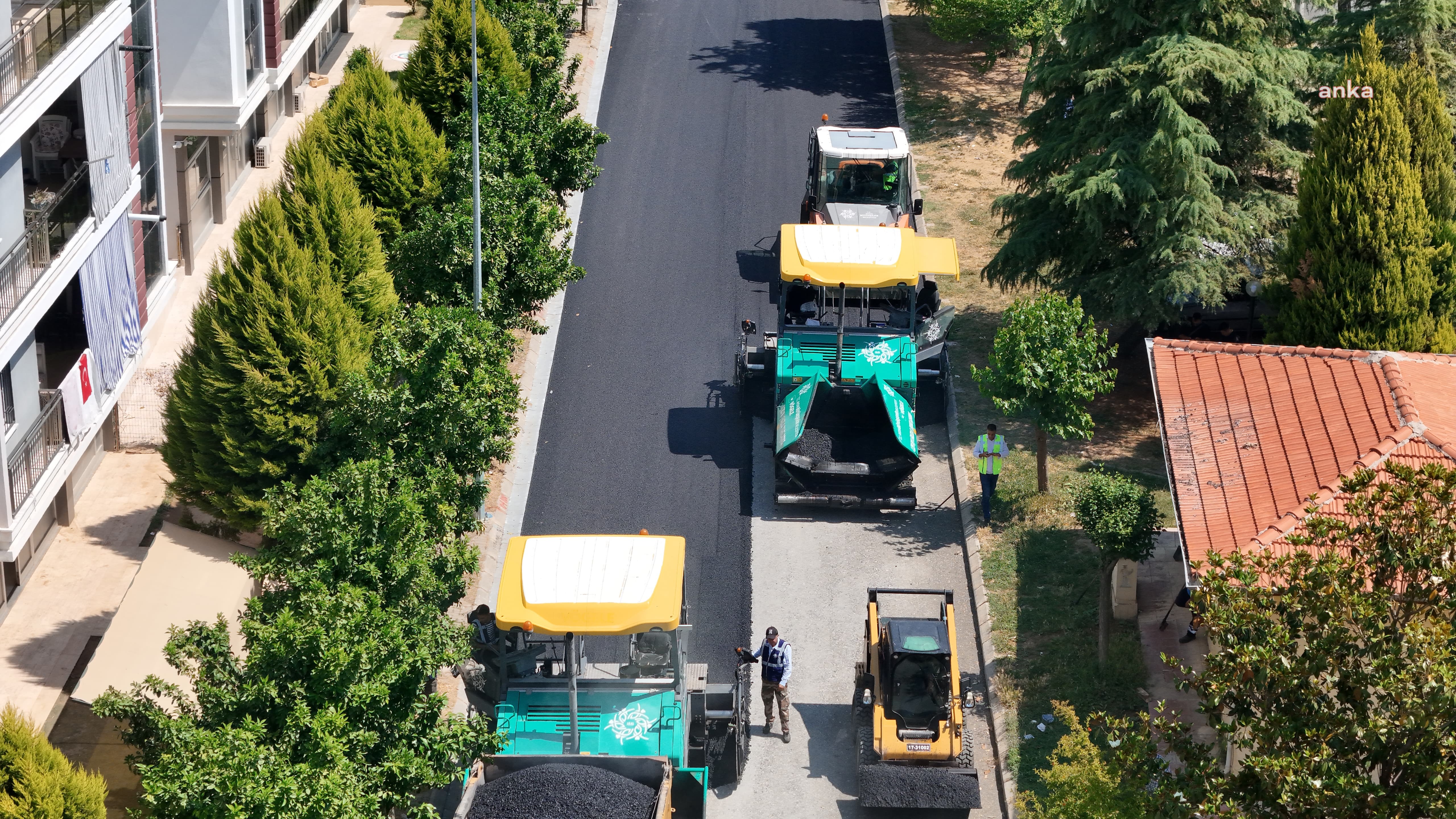 Aydın Büyükşehir Belediyesi'nden Kemer Bulvarı’nda yol yenileme çalışması