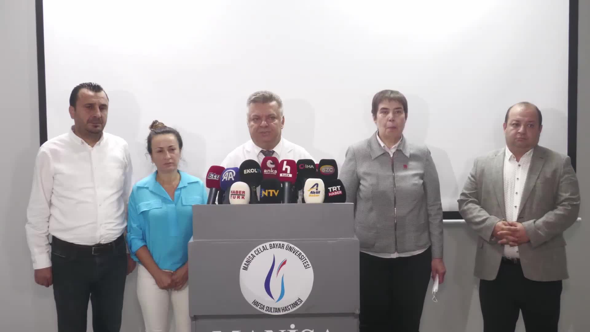 Ferdi Zeyrek’in sağlık durumu... Başhekim Prof. Dr. Topçu: “Durumu stabil, bekleyeceğiz”